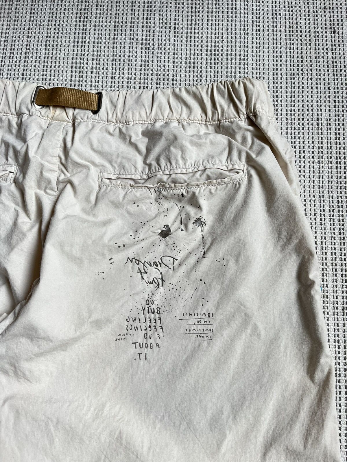 Other White sand printed Bee pants Size US 34 / EU 50 - 13 Thumbnail