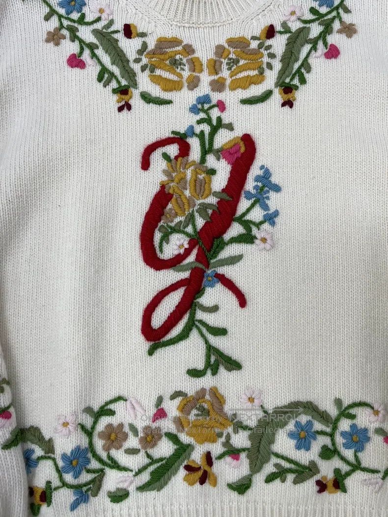 Gucci Gucci Floral embroidered sweater Size M / US 6-8 / IT 42-44 - 2 Thumbnail