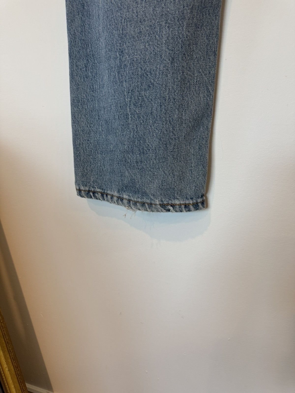 Levi's Vintage Clothing Vintage Levi’s 501 Jeans, W35 x L31.5, Made in U.S.A. Size US 35 - 7 Thumbnail
