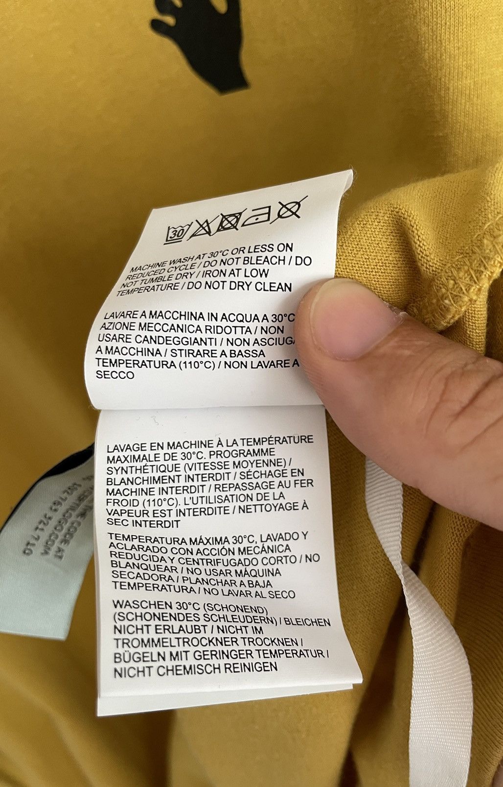 Off-White × Virgil Abloh Off-White Hand Agreement Tee Arrow Logo Yellow L/S T-shirt Size US M / EU 48-50 / 2 - 11 Thumbnail