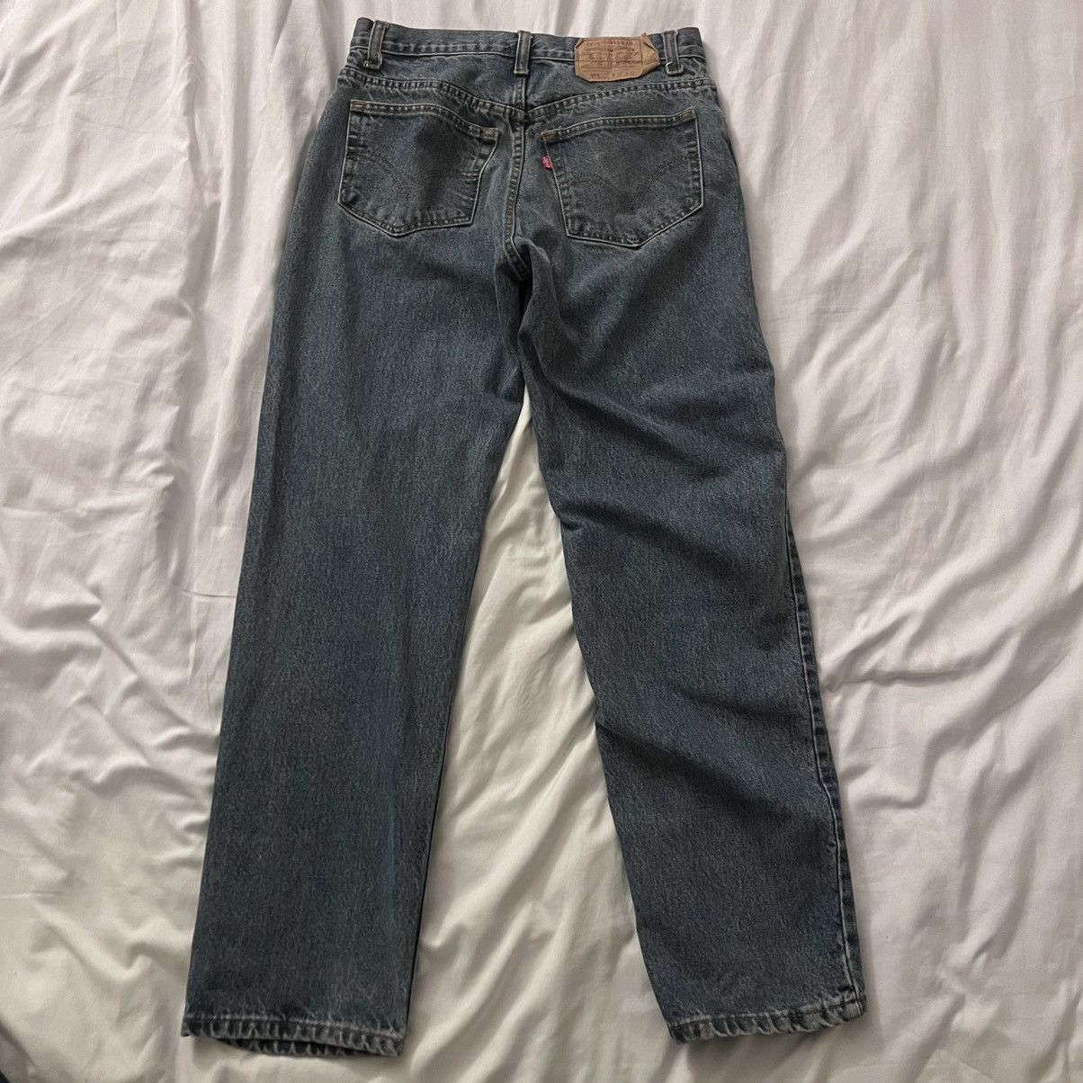 Levi's Vintage Clothing Vintage Levis 501xx Jeans Medium Wash Button Fly USA 90s Y2K Size US 30 / EU 46 - 8 Thumbnail