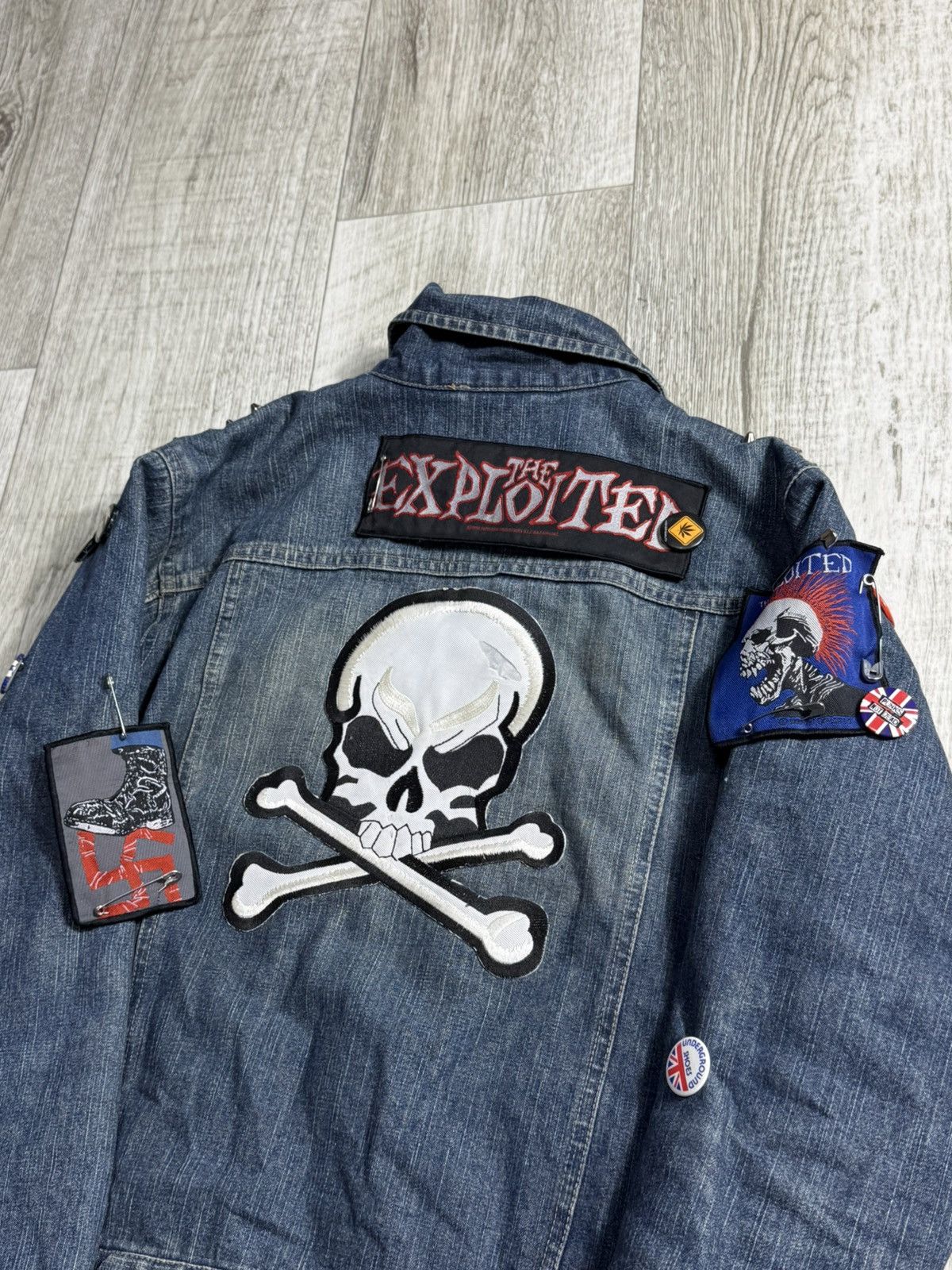 Japanese Brand Custom Denim Jacket with Patches Unique Piece Y2K streetwear Size S / US 4 / IT 40 - 6 Thumbnail