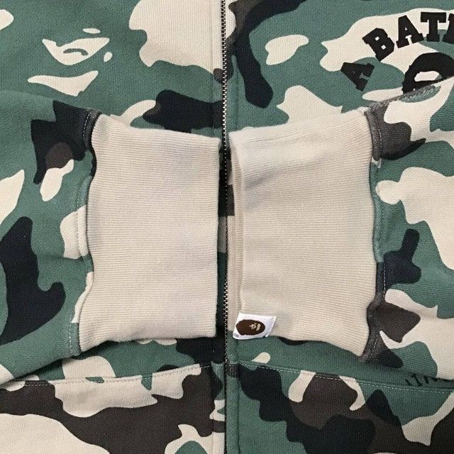 Bape BAPE woodland camo college logo full zip hoodie APE 2XL XXL Size US XXL / EU 58 / 5 - 5 Thumbnail