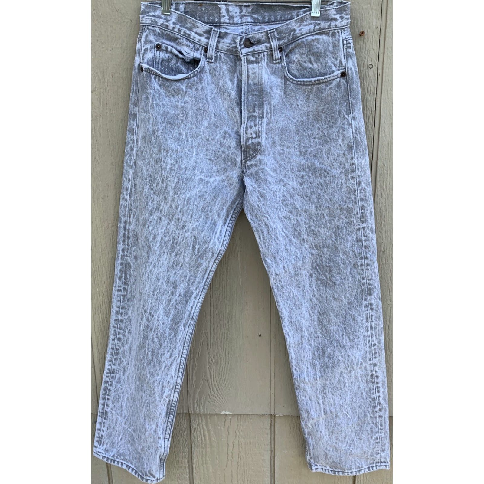 Vintage VINTAGE Levi’s Button Fly 501 Jeans Gray Acid Wash 32 30 31.5 in Waist Denim USA 1980s Mens Womens Boys Girls Size US 30 / EU 46 - 3 Thumbnail