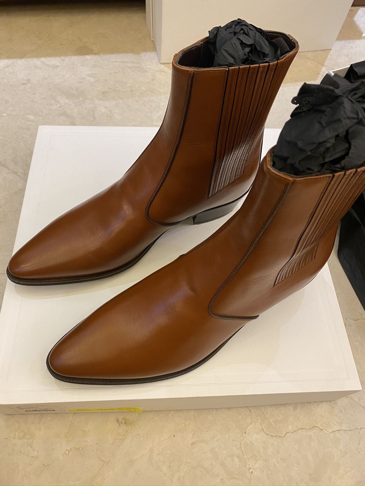 CELINE 25S CHELSEA BOOTS CLASSIC 45MM IN BROWN SUEDE main image 0