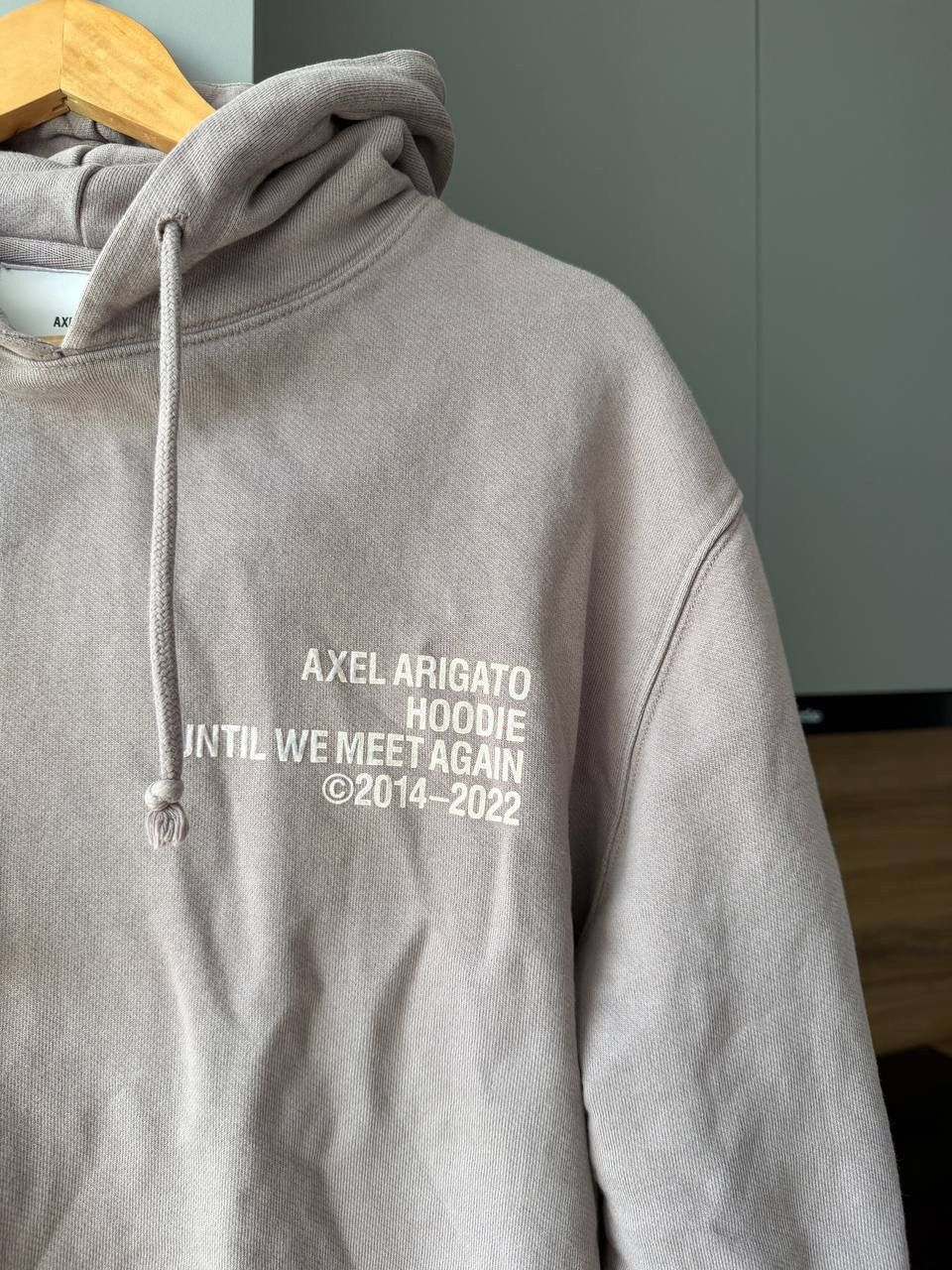 Axel Arigato Axel Arigato Hoodie Spellout Logo Hanging Seams Size US M / EU 48-50 / 2 - 3 Thumbnail