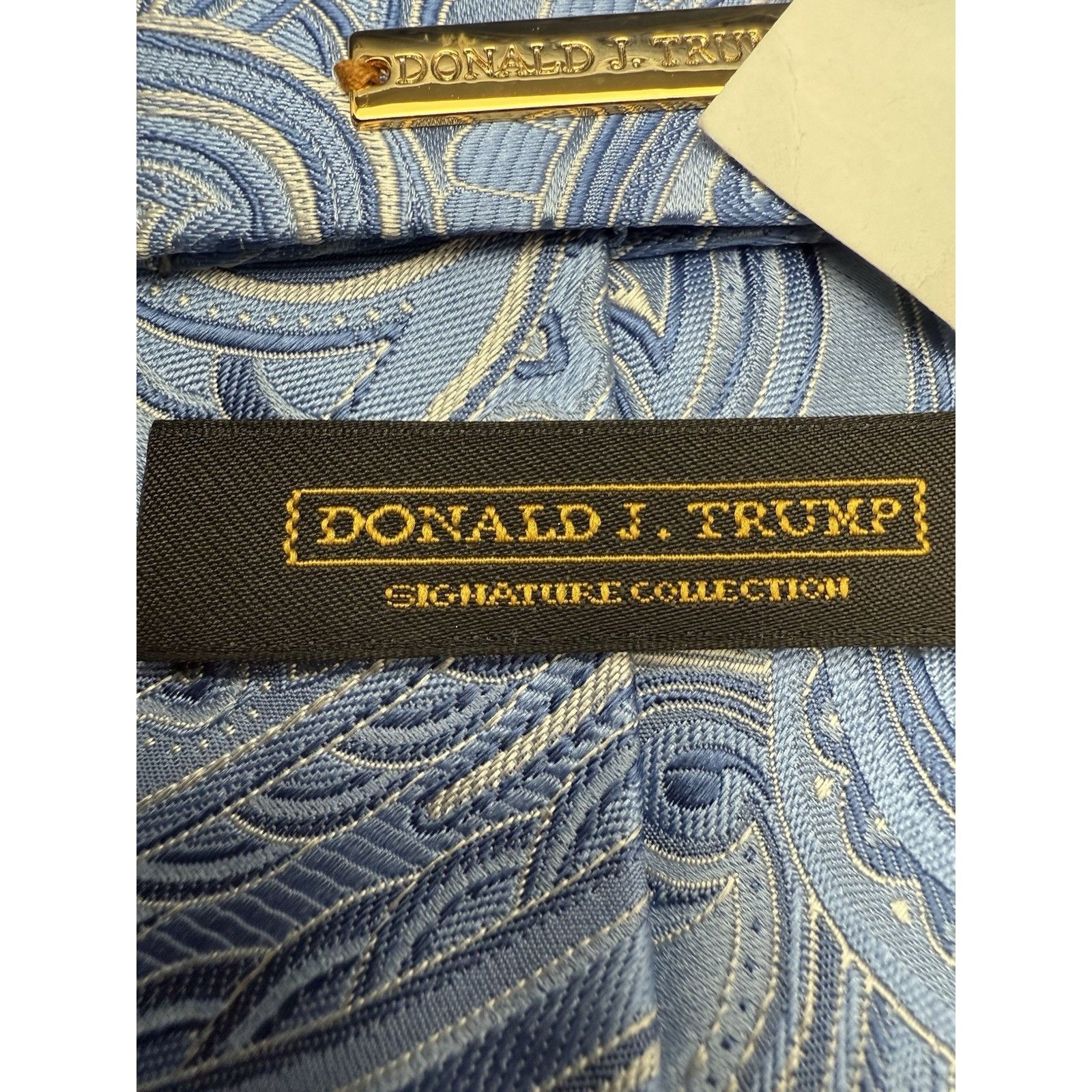 Donald Trump Donald J Trump Signature Collection Blue Paisley Tie 60" Size ONE SIZE - 4 Thumbnail