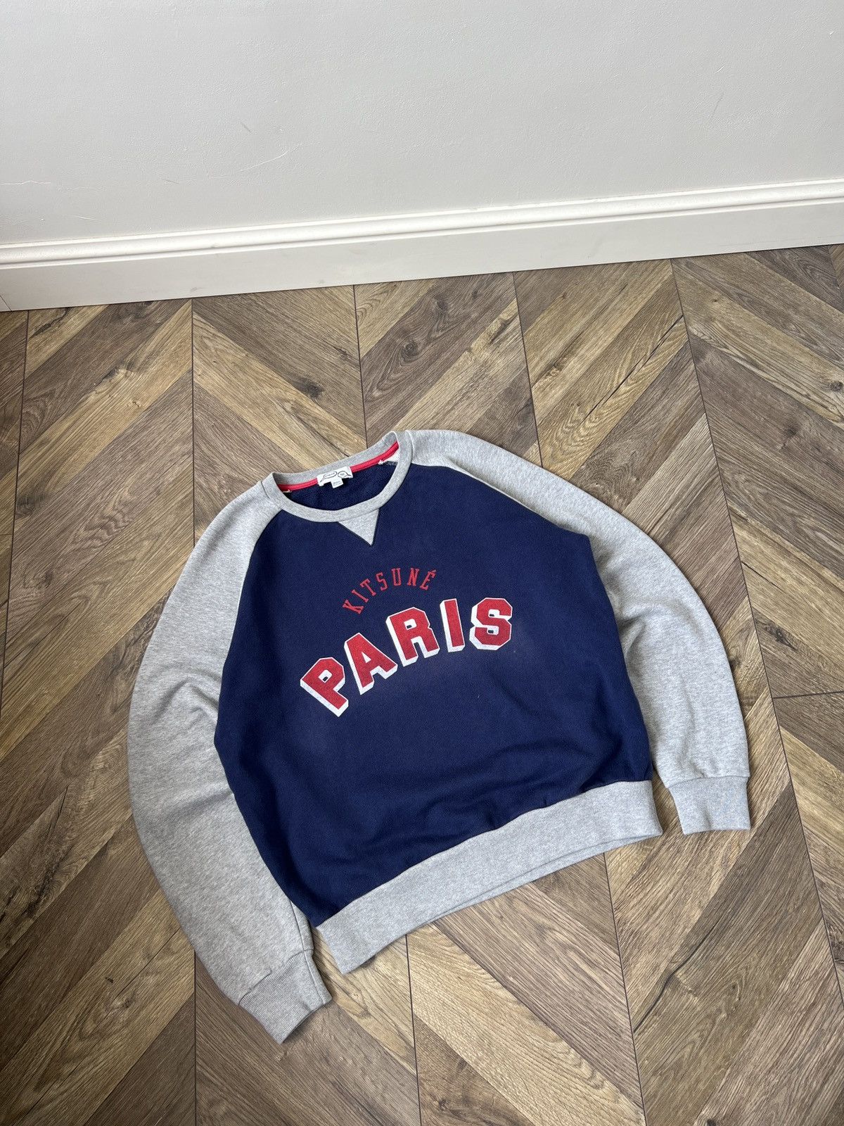 Designer × Maison Kitsune × Vintage Vintage Kitsune Paris Cotton Printed Sweatshirt Size US M / EU 48-50 / 2 - 6 Thumbnail