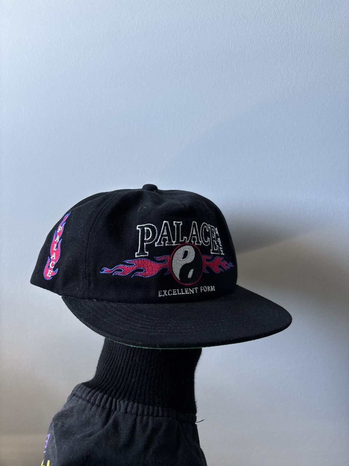 Palace Pal Hat | Grailed