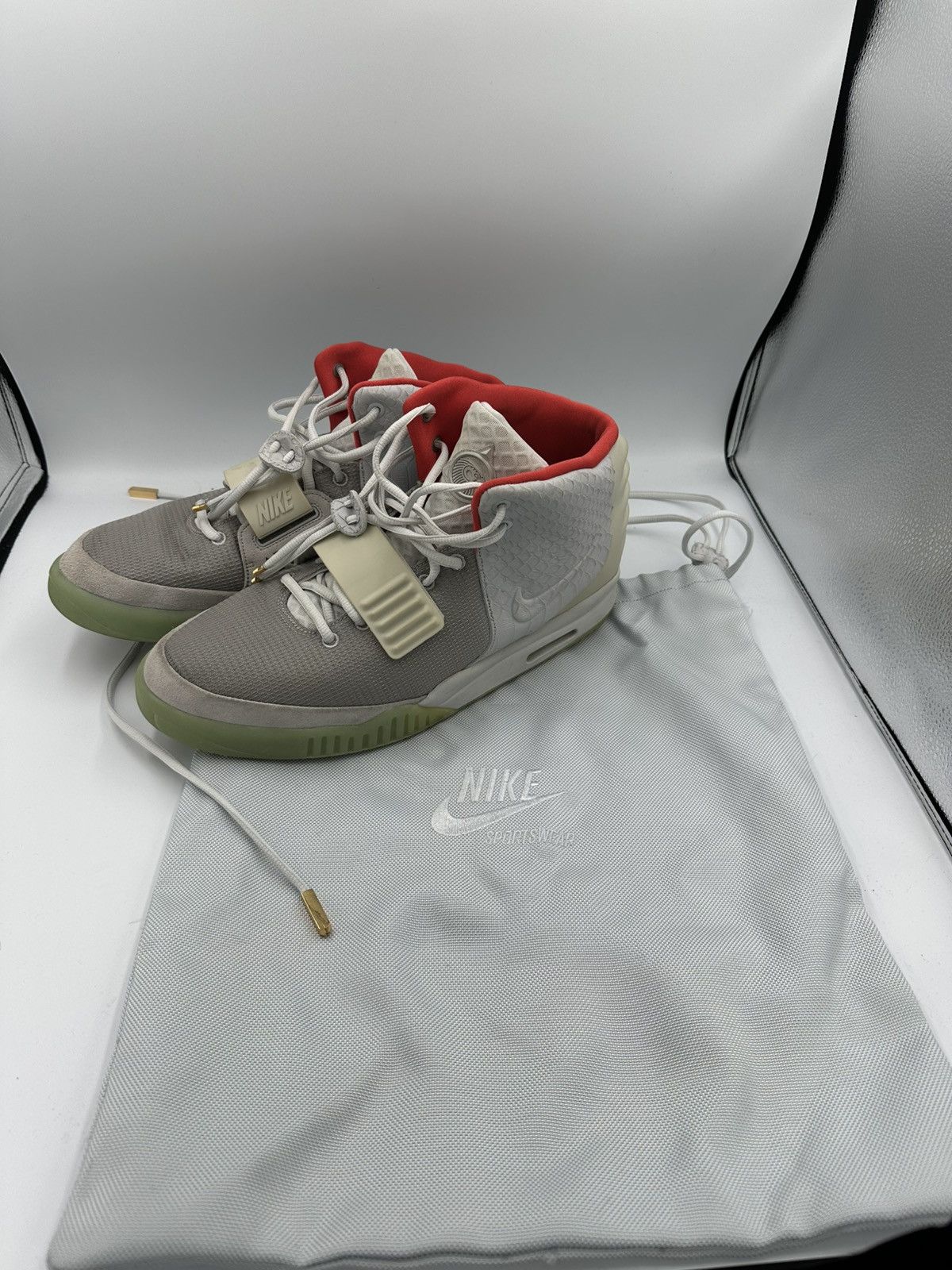 Kanye West × Nike Nike Air Yeezy 2 Platinum Size US 13 / EU 46 - 1 Thumbnail