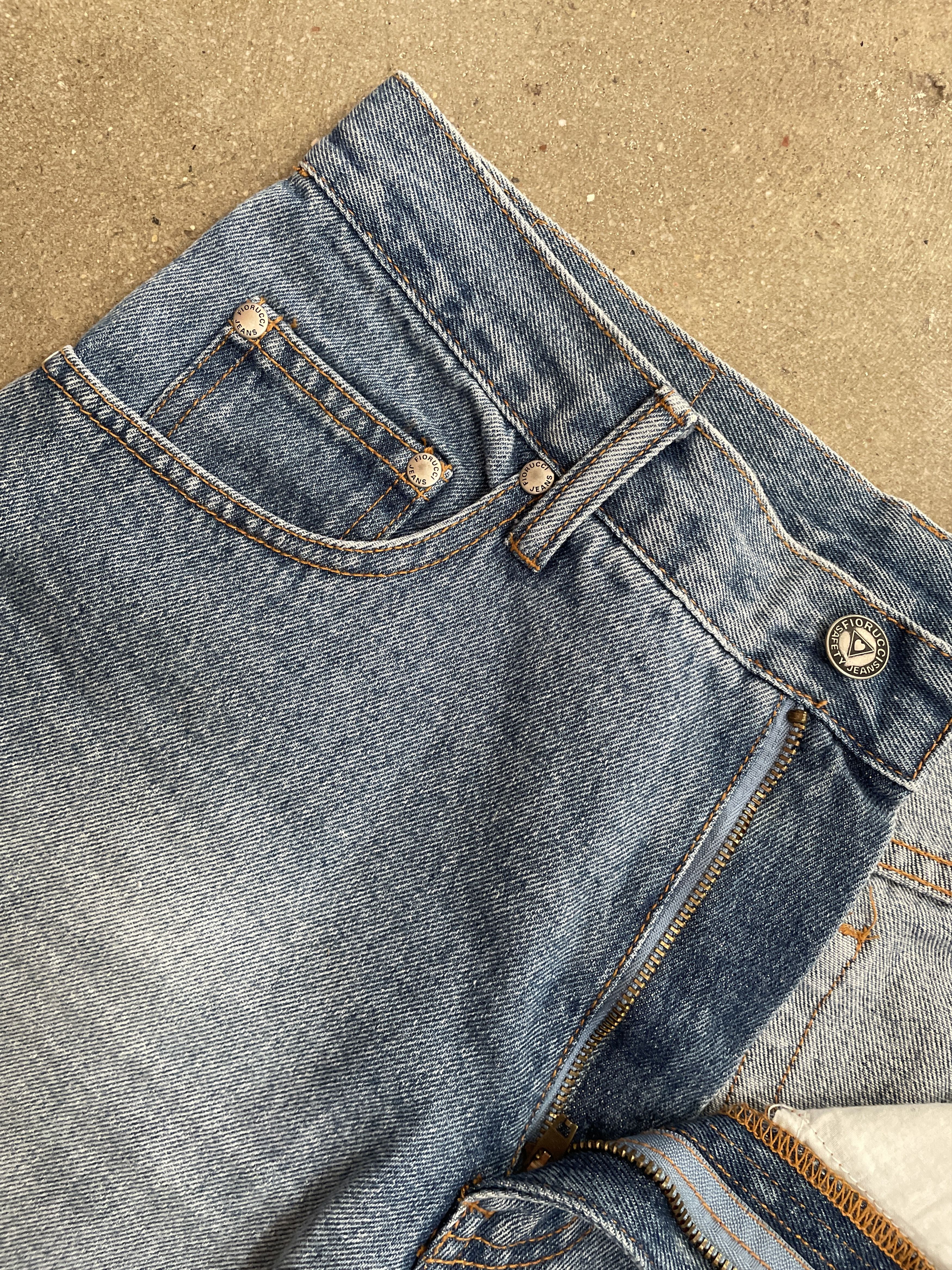 Fiorucci Fiorucci 3/4 Capri Jeans Size 32" / US 10 / IT 46 - 3 Thumbnail