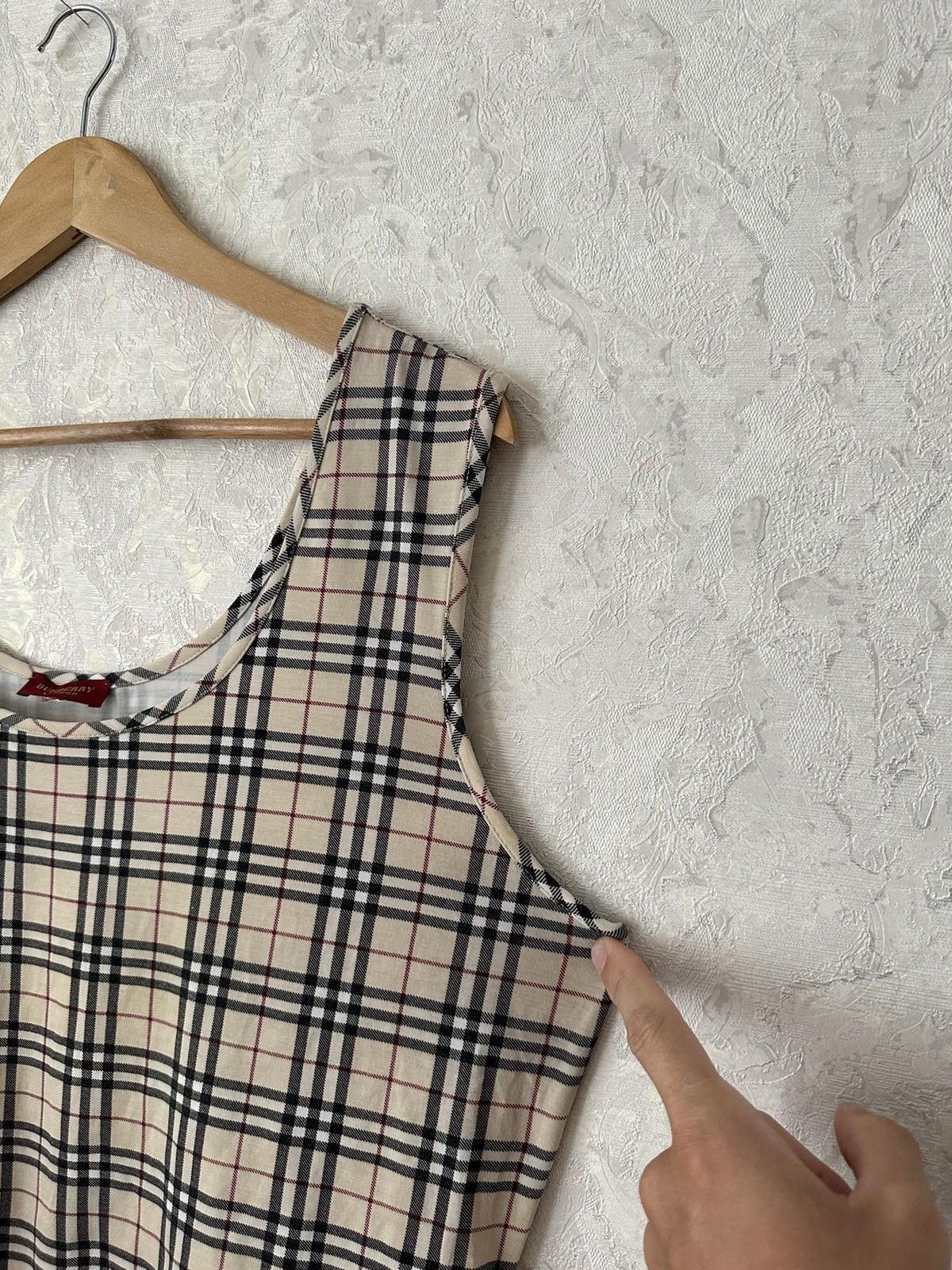 Burberry × Vintage Burberry London Red Tag Checkered Tee Size US M / EU 48-50 / 2 - 8 Thumbnail