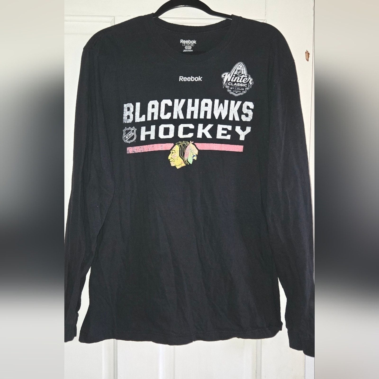 Reebok Chicago Blackhawks long sleeve tshirt size L Size US L / EU 52-54 / 3 - 1 Thumbnail