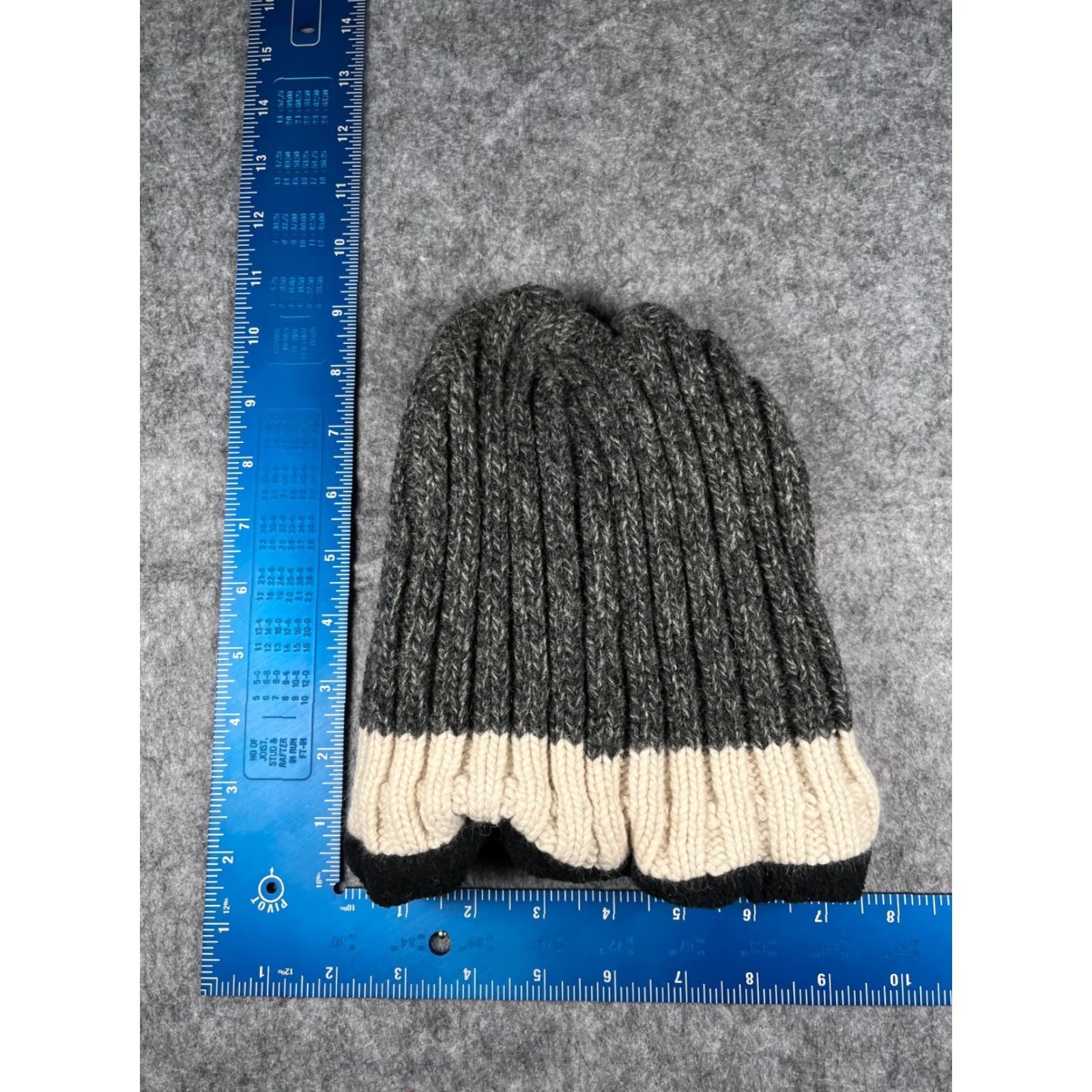 Vintage Gloves International Inc Beanie Hat/Cap Adult Small Gray Knit Nylon Wool Raggwool Blend Winter Ski Outdoor Casual Workwear Mens Size ONE SIZE - 3 Thumbnail