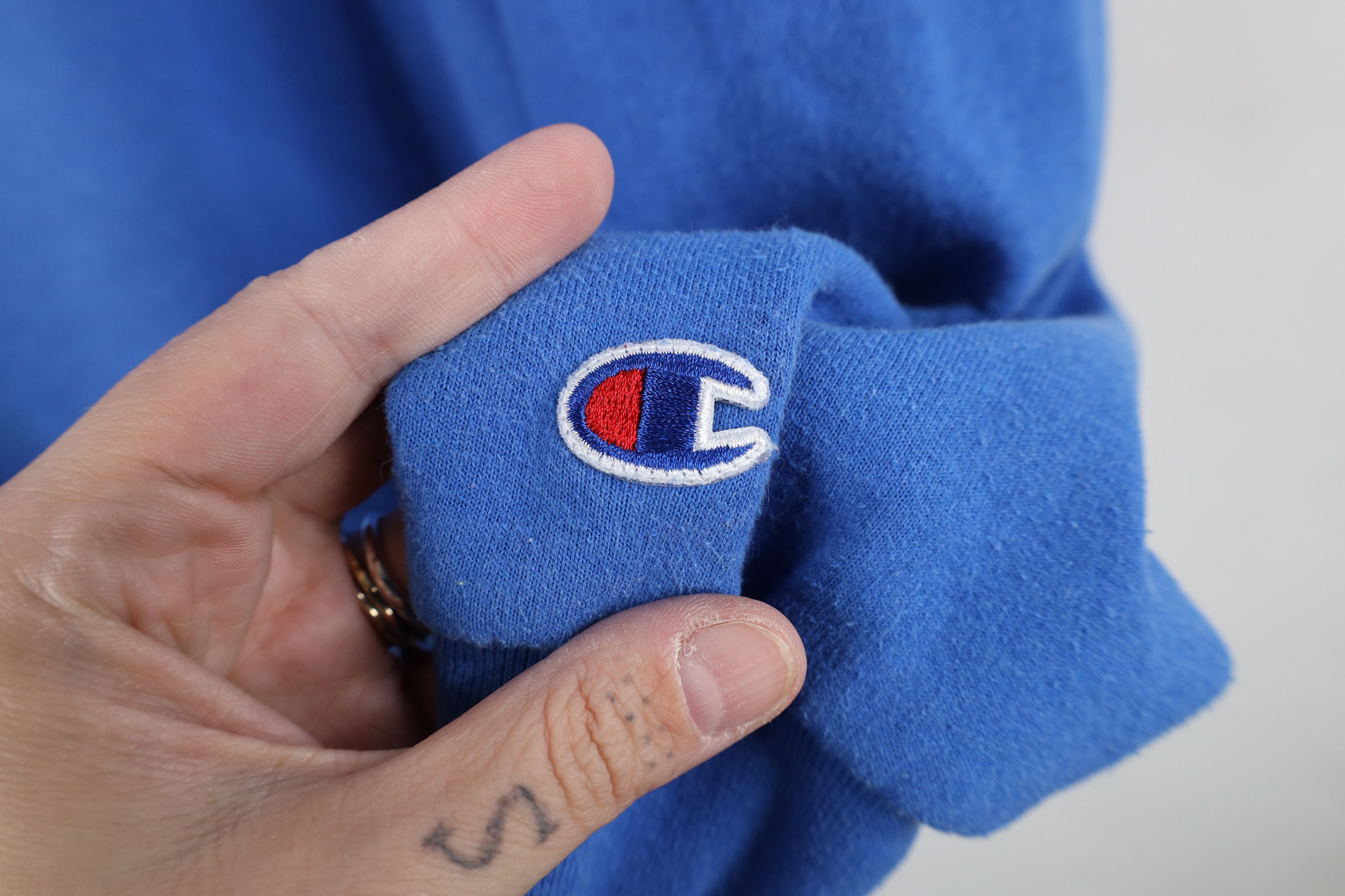 Champion Vintage Champion Classic Logo Crewneck Sweatshirt Blue Size US L / EU 52-54 / 3 - 4 Thumbnail