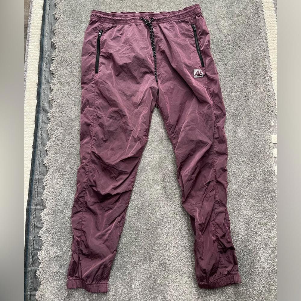 Designer American eagle light weight joggers Size US 32 / EU 48 - 1 Thumbnail