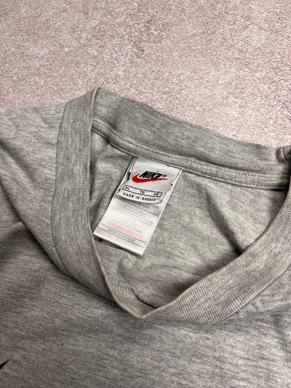 Nike Vintage Nike Big Swoosh Boxy T-shirt Y2K XL Size US XL / EU 56 / 4 - 6 Thumbnail