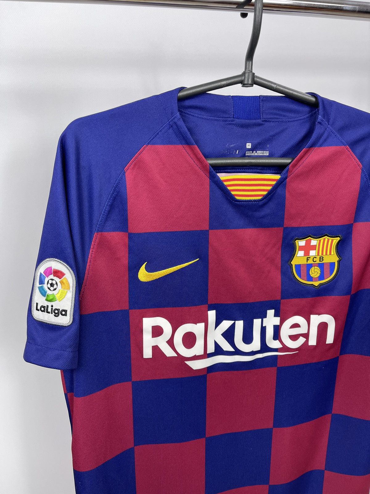 Nike Nike FC Barcelona Soccer Home Short Jersey 2019/2020 Size M Size US M / EU 48-50 / 2 - 3 Thumbnail
