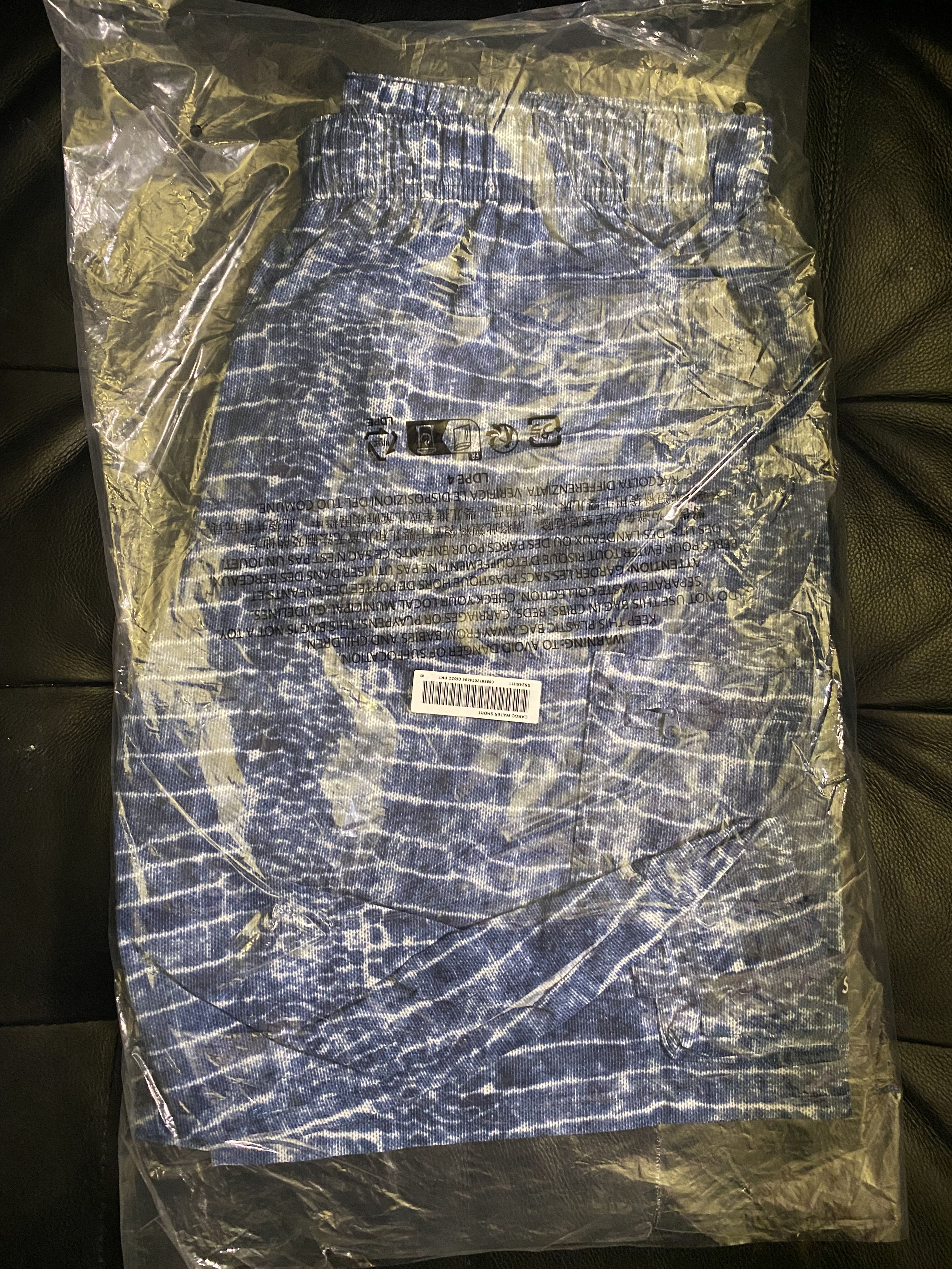 Supreme Cargo Water Short Size US 32 / EU 48 - 2 Thumbnail