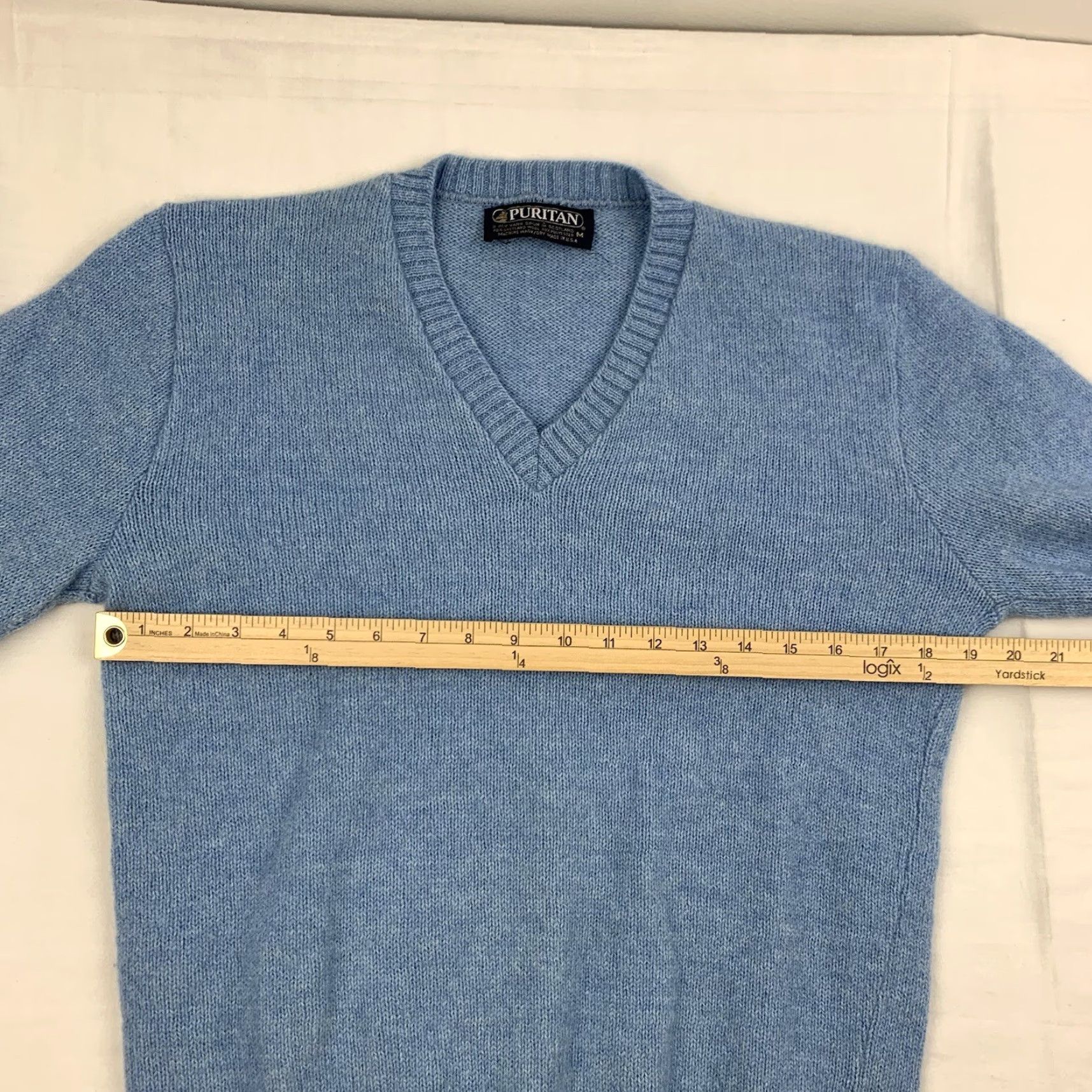 Vintage VINTAGE Puritan Sweater Men Adult Medium Blue Knit Pullover V-Neck Wool Blend 90s Size US M / EU 48-50 / 2 - 6 Thumbnail