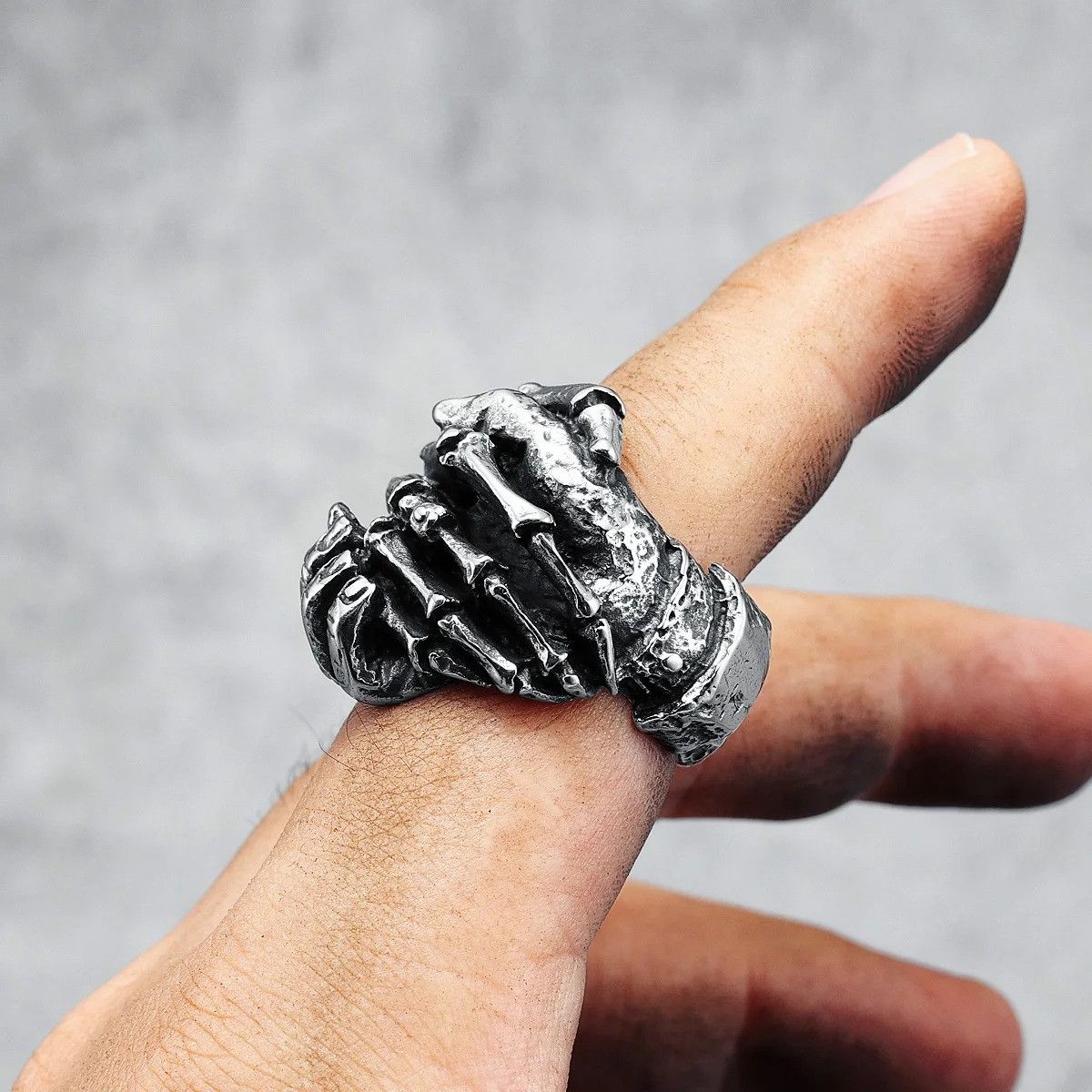 Jewelry Skeleton Shake Hands Ring Streetwear Jewelry Fashion Gift Size ONE SIZE - 2 Thumbnail