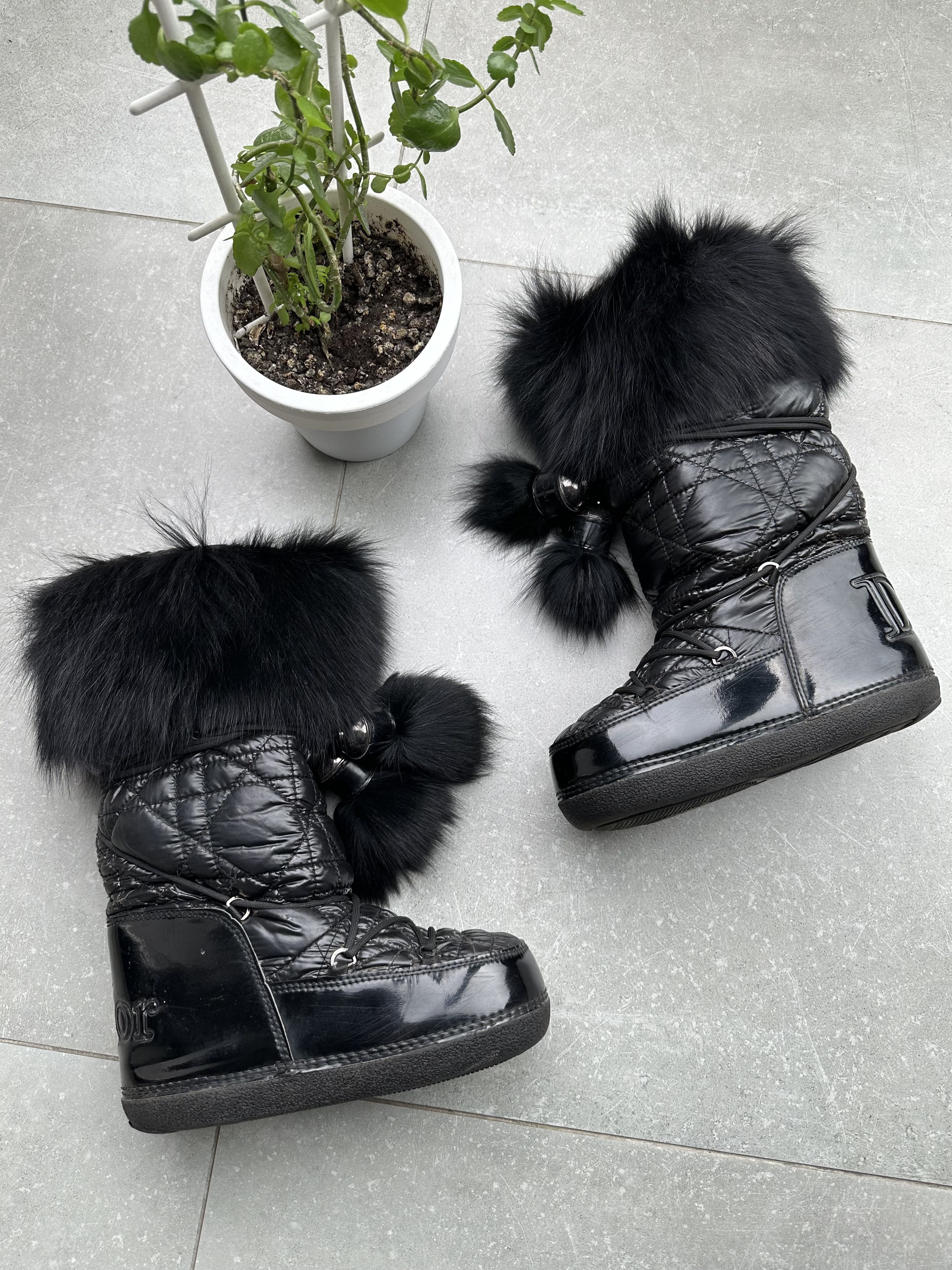 image of Dior By John Galliano Vintage Fur Moon Boots Size 36-38 in Black, Women's