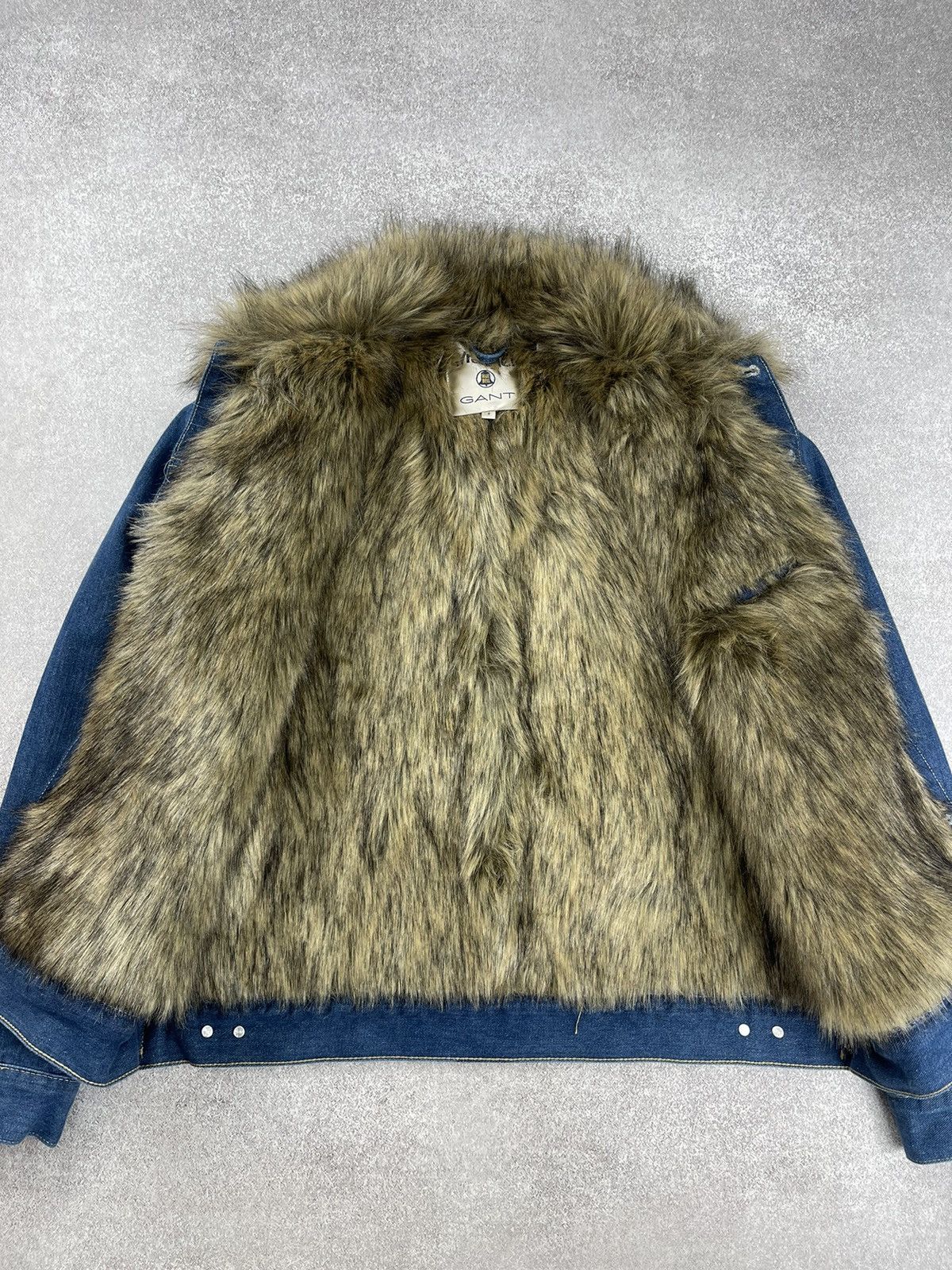 Gant × Wrangler Wrangler x Gant Faux Fur Denim Jacket Men’s Size S Size US S / EU 44-46 / 1 - 9 Thumbnail