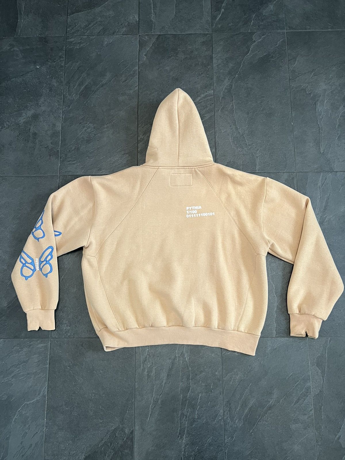 Pythia Pythia Butterfly Peripheral Hoodie 1/100 Size US XL / EU 56 / 4 - 4 Thumbnail