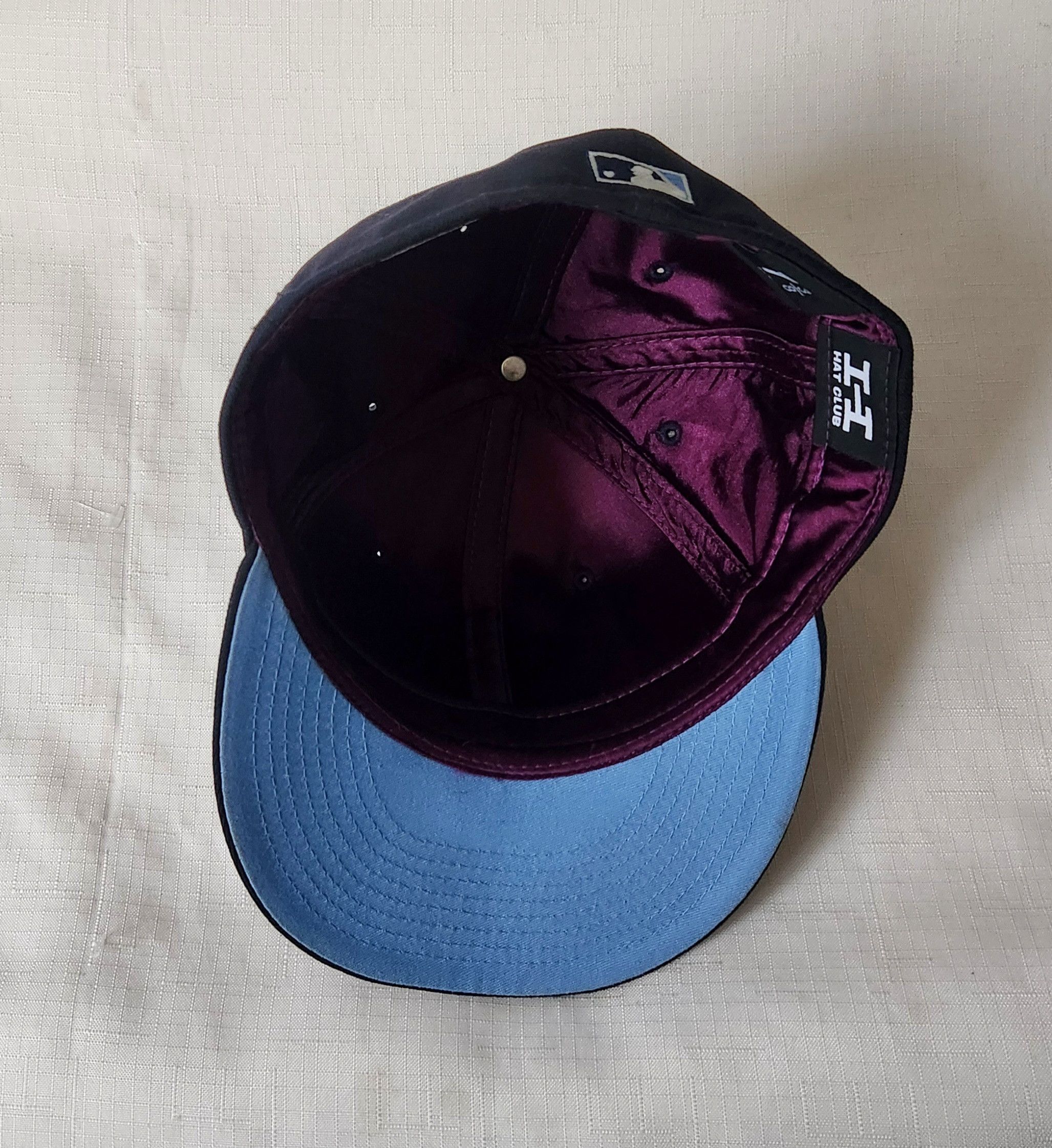 New Era New Era X Hat Club Exclusive SZ 7 3/8 2005 World Series Size ONE SIZE - 6 Thumbnail