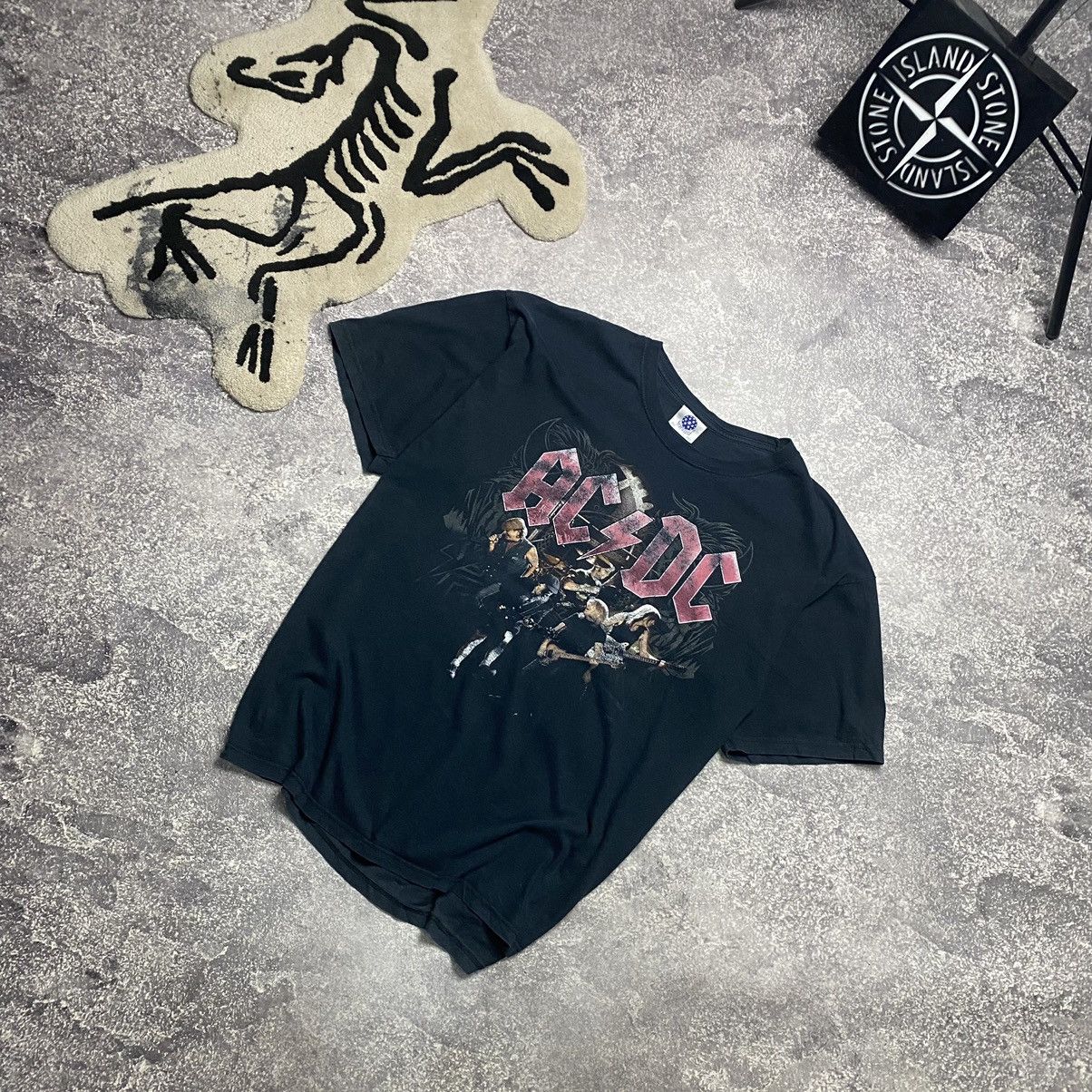 Band Tees Vintage AC/DC 2009 Black Ice Starworld rock band tee Size US XXL / EU 58 / 5 - 1 Thumbnail
