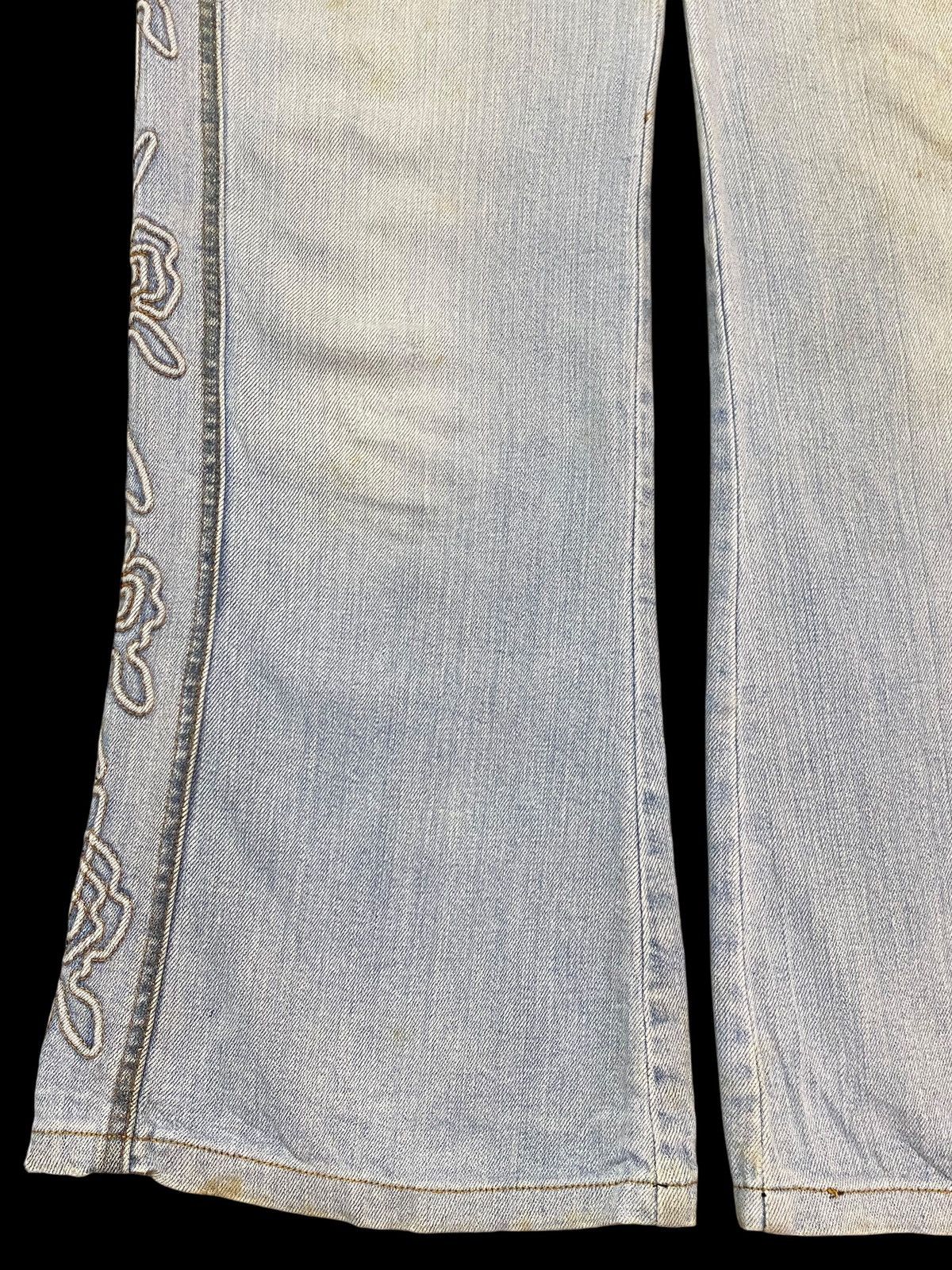 Japanese Brand Vintage Japanese Brands Faded Wash Flare Soft Jeans Size US 29 - 10 Thumbnail