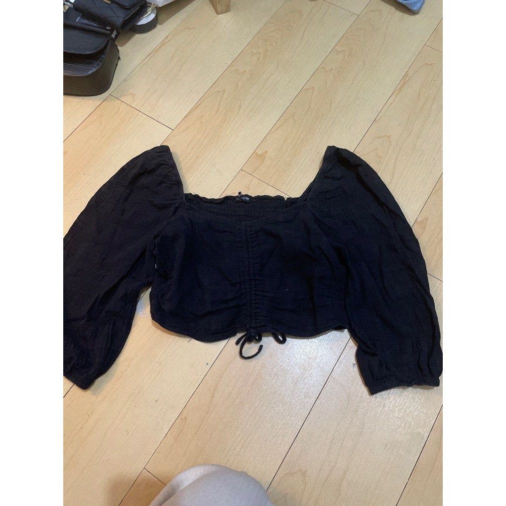 Other Iris Black Off Shoulder Crop Top Puff Sleeve Ruched Sz S Size S / US 4 / IT 40 - 4 Thumbnail