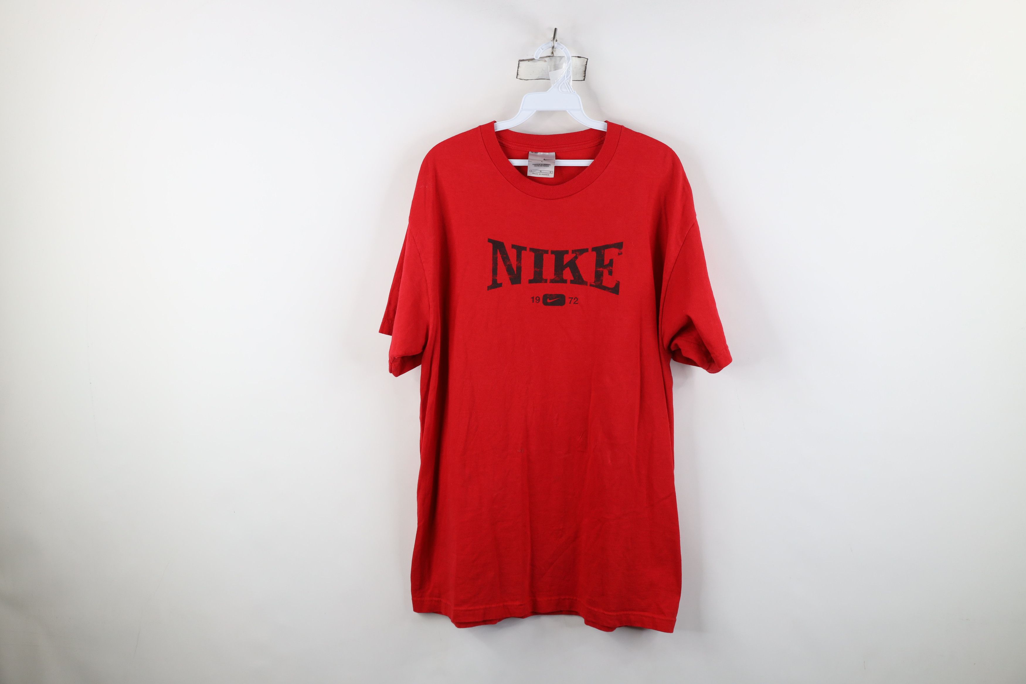 Nike Vintage Y2K Nike Travis Scott Center Swoosh T-Shirt Red Size US L / EU 52-54 / 3 - 1 Thumbnail
