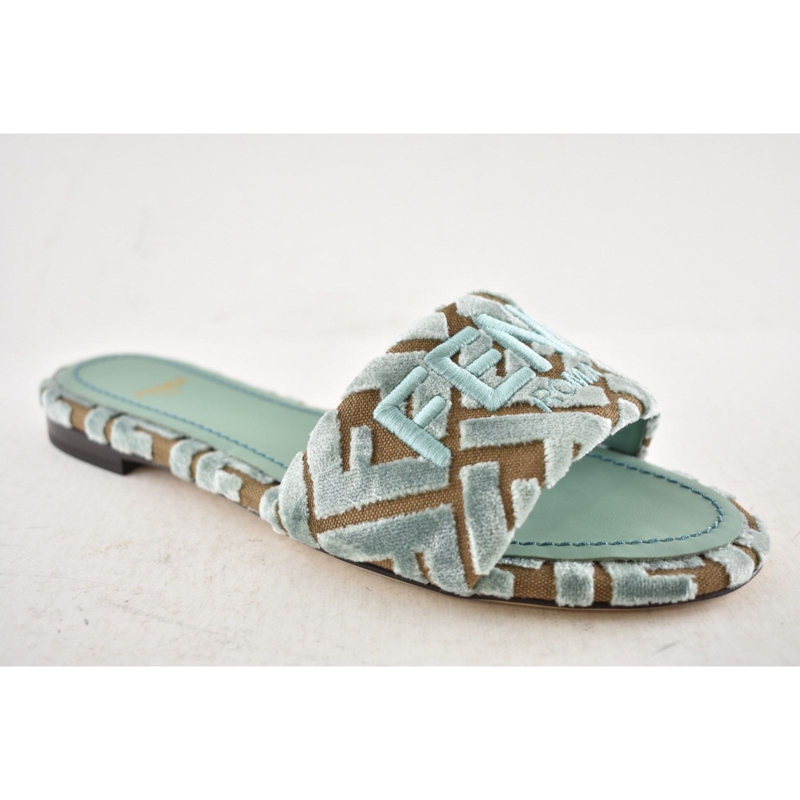 Fendi Fendi Sunshine Velvet FF Logo Menta Green Mule Slide 40 Size US 10 / IT 40 - 4 Thumbnail