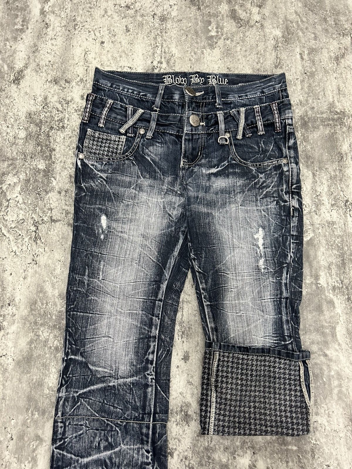 If Six Was Nine Blow By Blue Double Distressed Cropped Jeans Size US 31 - 4 Thumbnail
