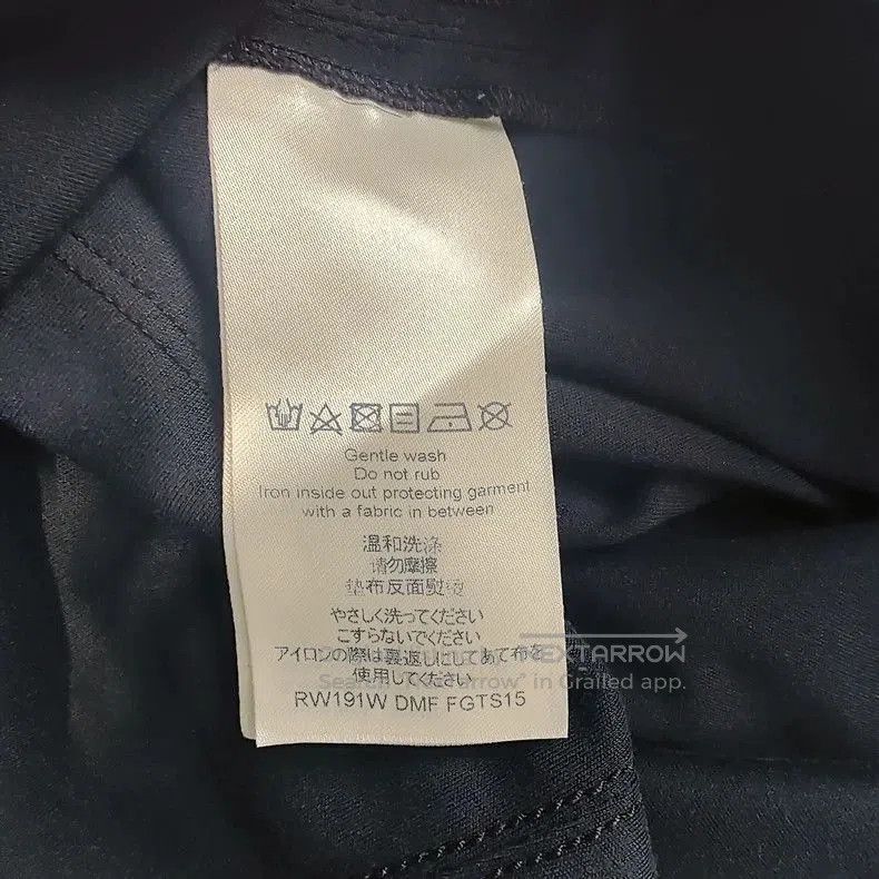 Louis Vuitton Louis Vuitton Women's Short Sleeve T. Size US S / EU 44-46 / 1 - 3 Thumbnail