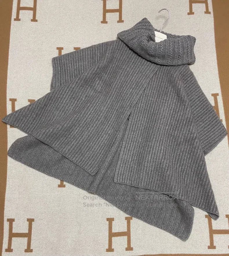 Loro Piana LORO PIANA Cashmere Cloak Size S / US 4 / IT 40 - 4 Thumbnail