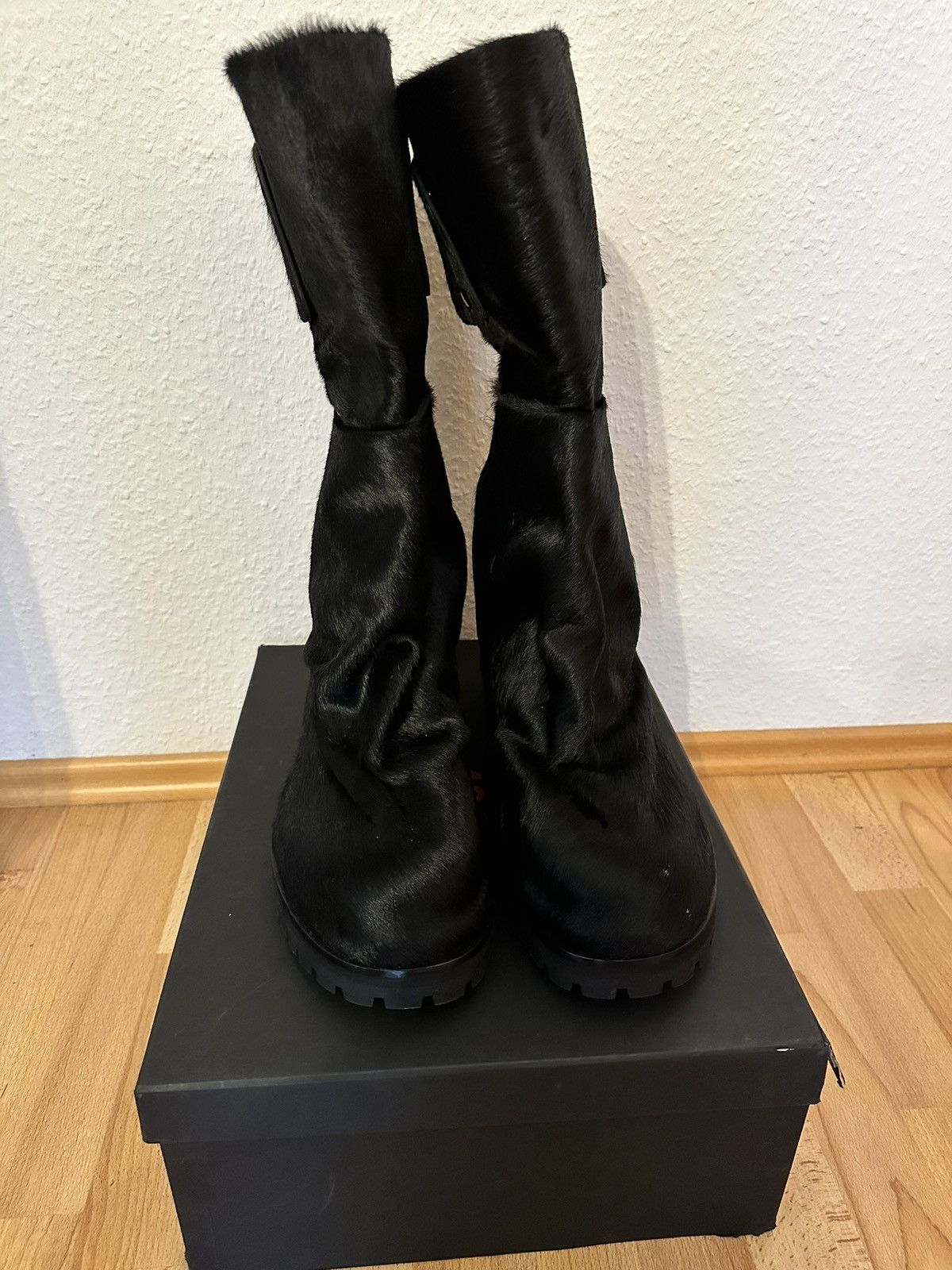424 424 Dragonrider pony hair boots Size US 13 / EU 46 - 2 Thumbnail