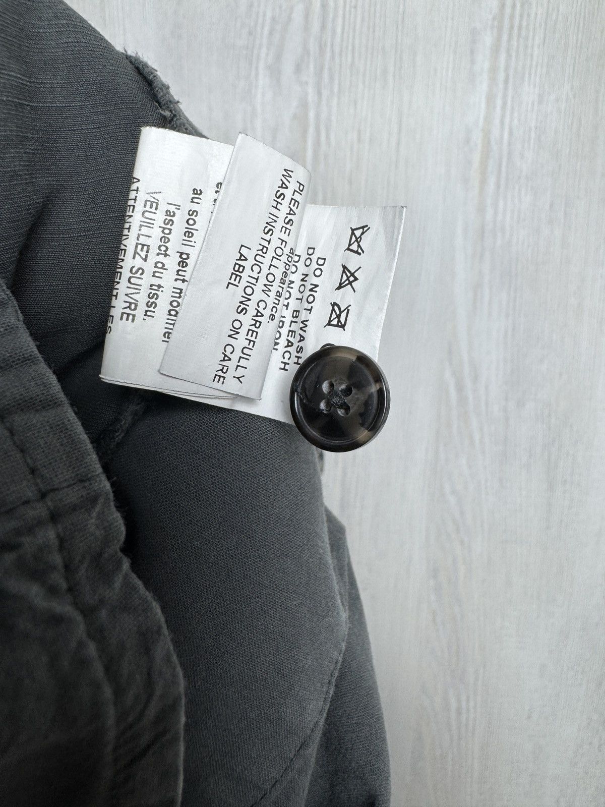 Officine Generale Officine Generale grey men Julian Bermuda graphite shorts Size US 32 / EU 48 - 8 Thumbnail