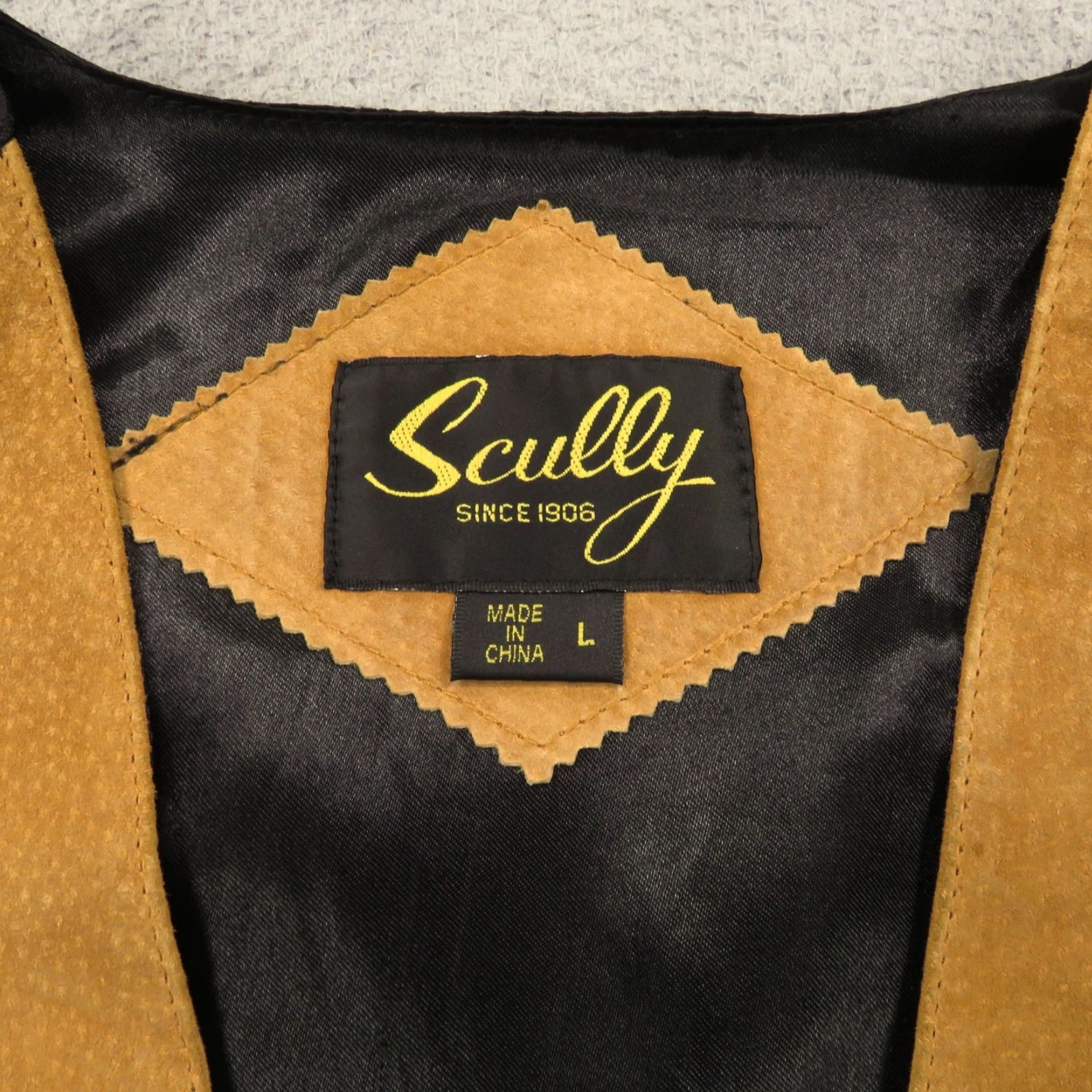 Scully Scully Leather Vest Mens Large Brown Suede Western Waistcoat Outlaw Buckleback Vintage Size US L / EU 52-54 / 3 - 4 Thumbnail