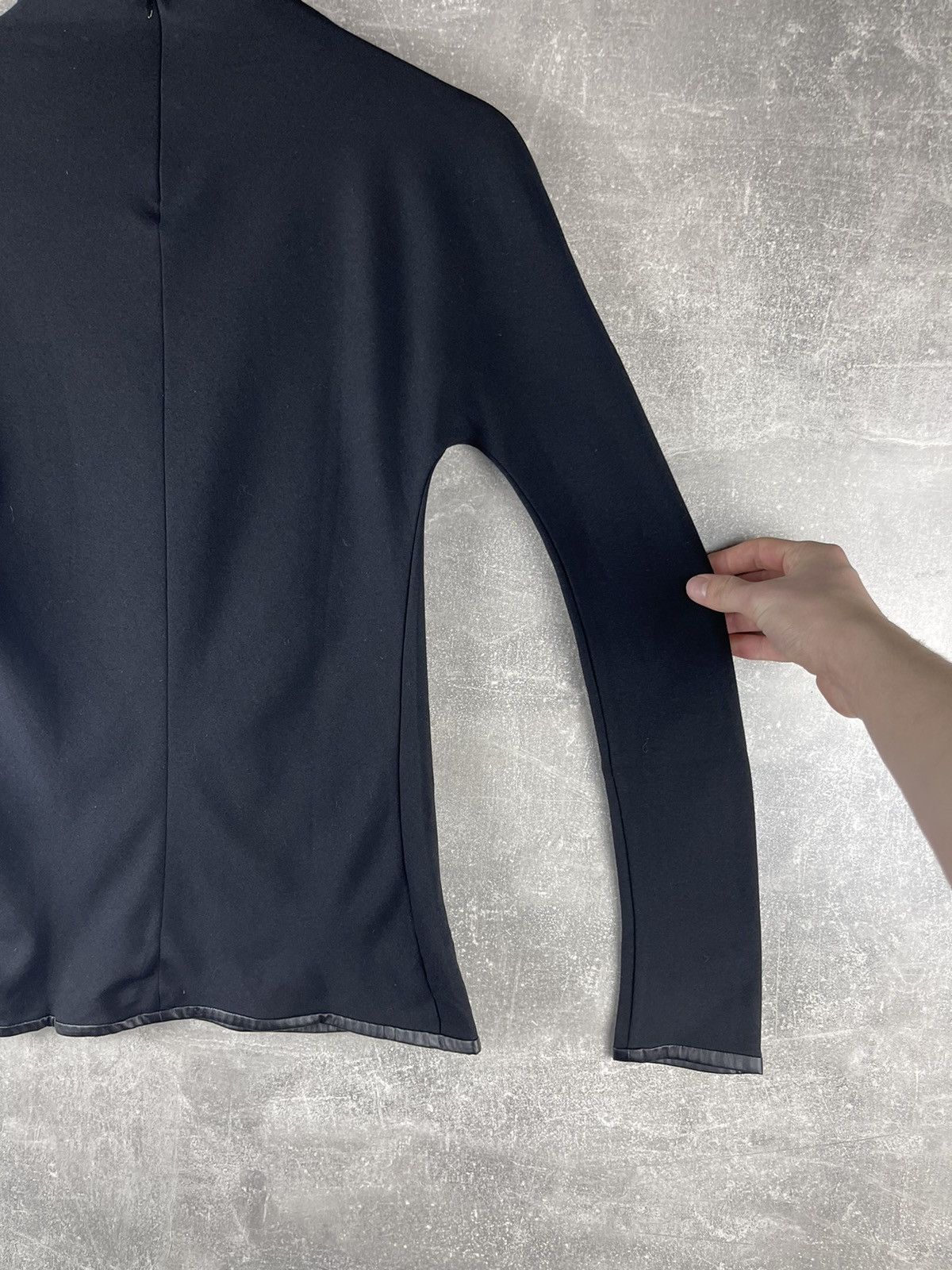 Emporio Armani Emporio Armani Zip Neck Mock Turtleneck Top Black Size 42 Size S / US 4 / IT 40 - 4 Thumbnail