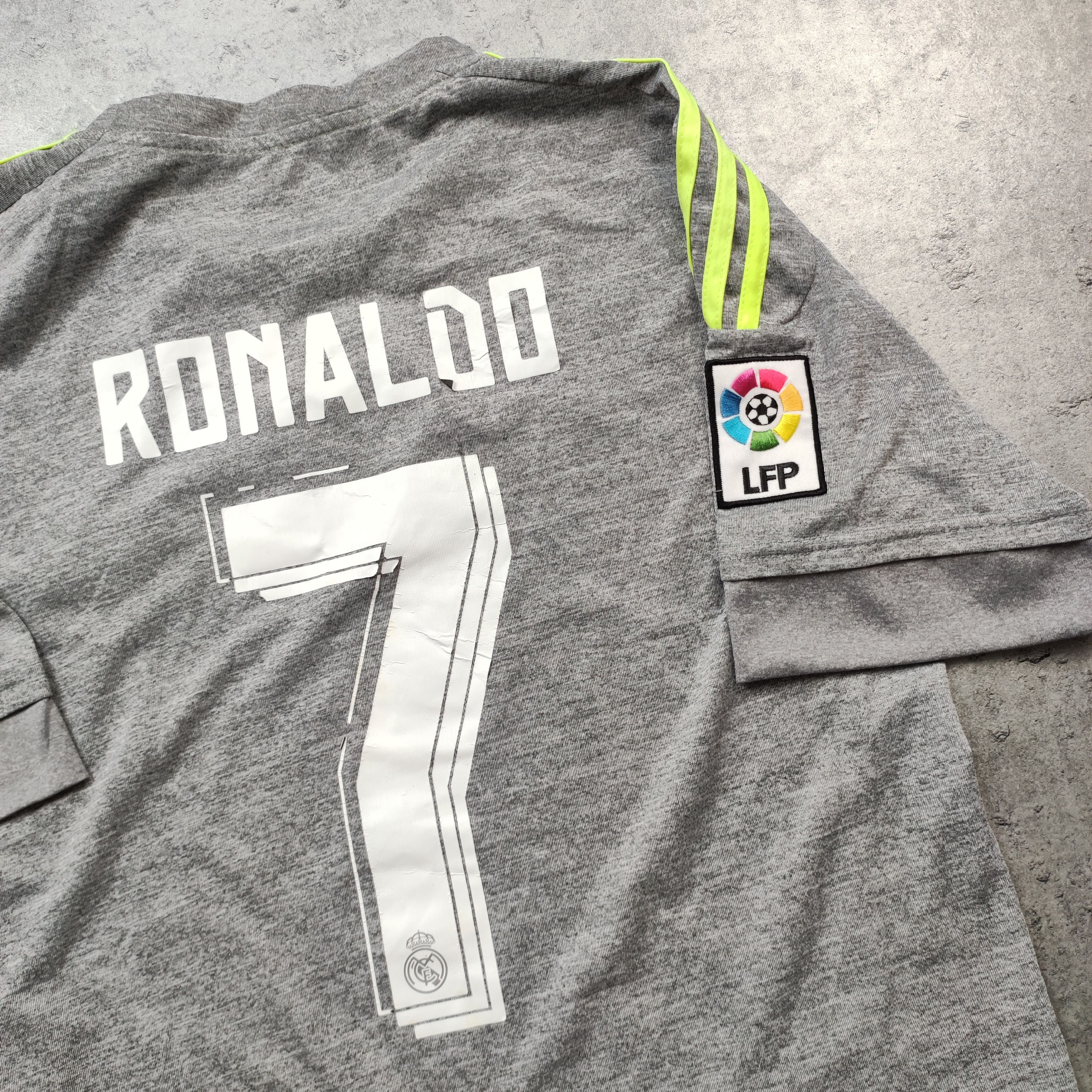 Adidas RARE Cristiano Ronaldo CR7 Real Madrid Away 2015 Jersey Size US M / EU 48-50 / 2 - 13 Thumbnail