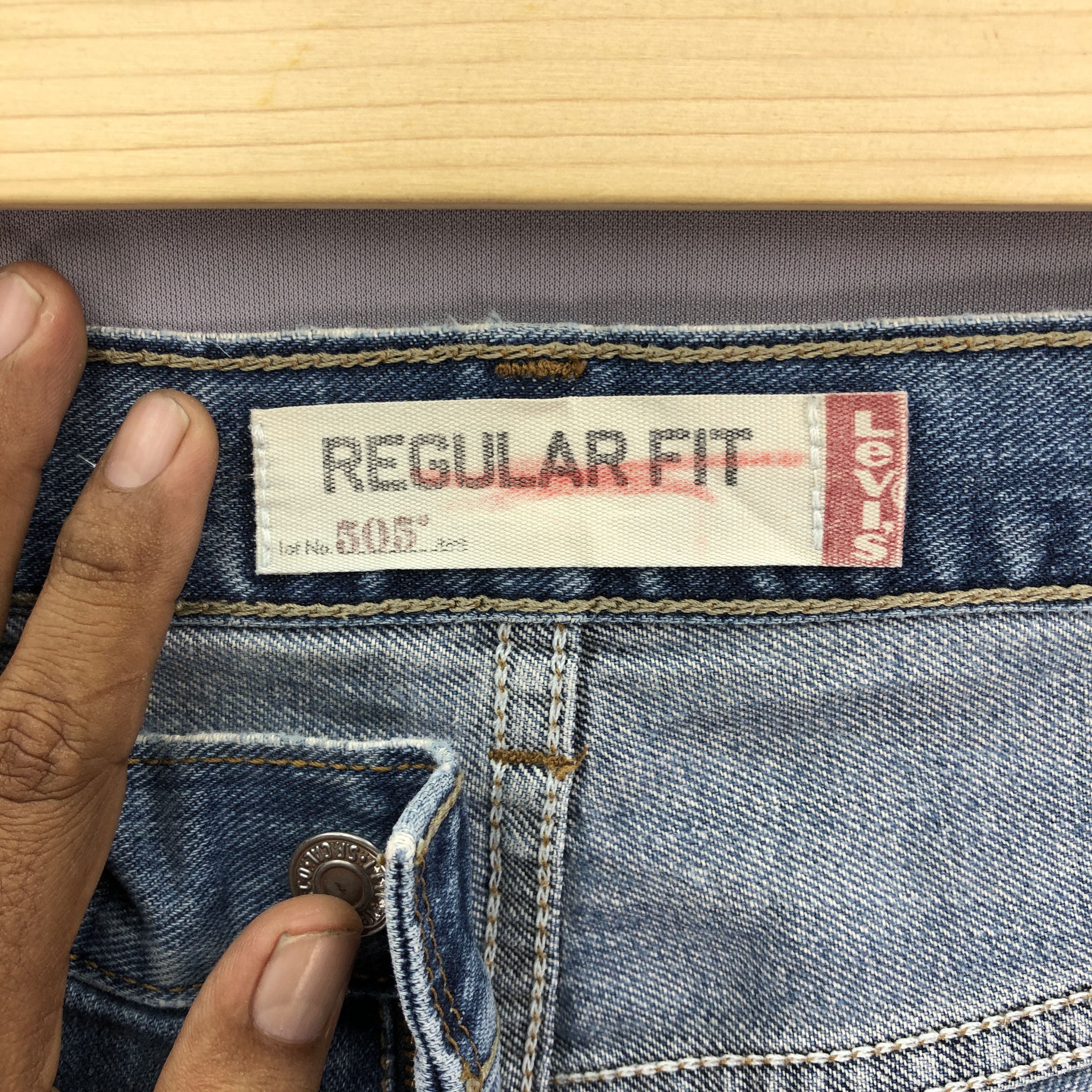 Levi's Vintage Y2K Levis 505 Faded Jeans Levi's Light Wash Denim Size US 36 / EU 52 - 6 Thumbnail