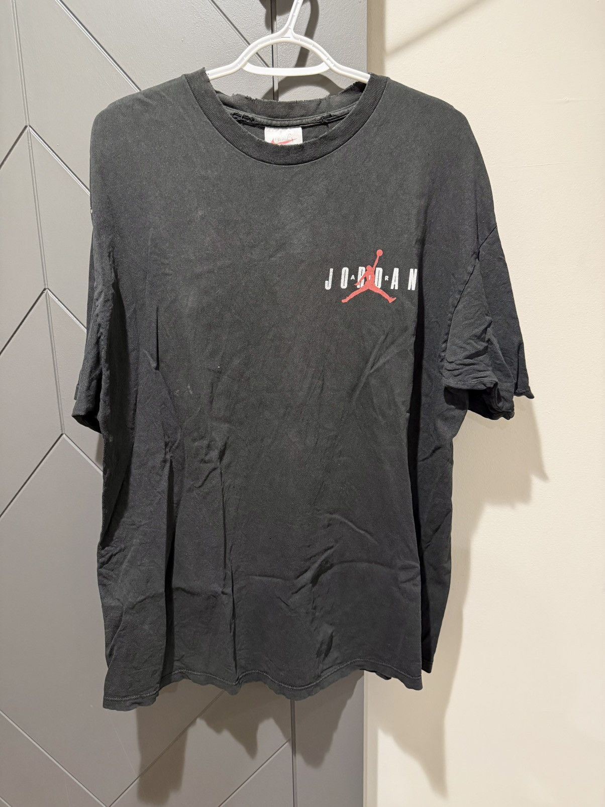 Nike Vintage 1990’s Michael Jordan The Restaurant Tee Size US L / EU 52-54 / 3 - 4 Thumbnail