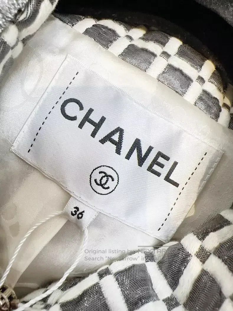 Chanel Chanel 16S Airport Series Gray and White Plied Large Silve Size XS / US 0-2 / IT 36-38 - 5 Thumbnail