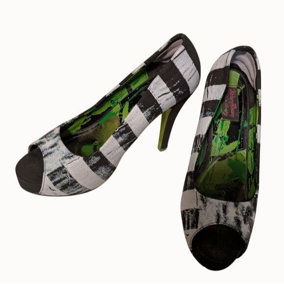 Betsey Johnson Abbey Dawn by Avril Lavigne Black and White Striped 5" Heels Size US 8.5 / IT 38.5 - 8 Thumbnail