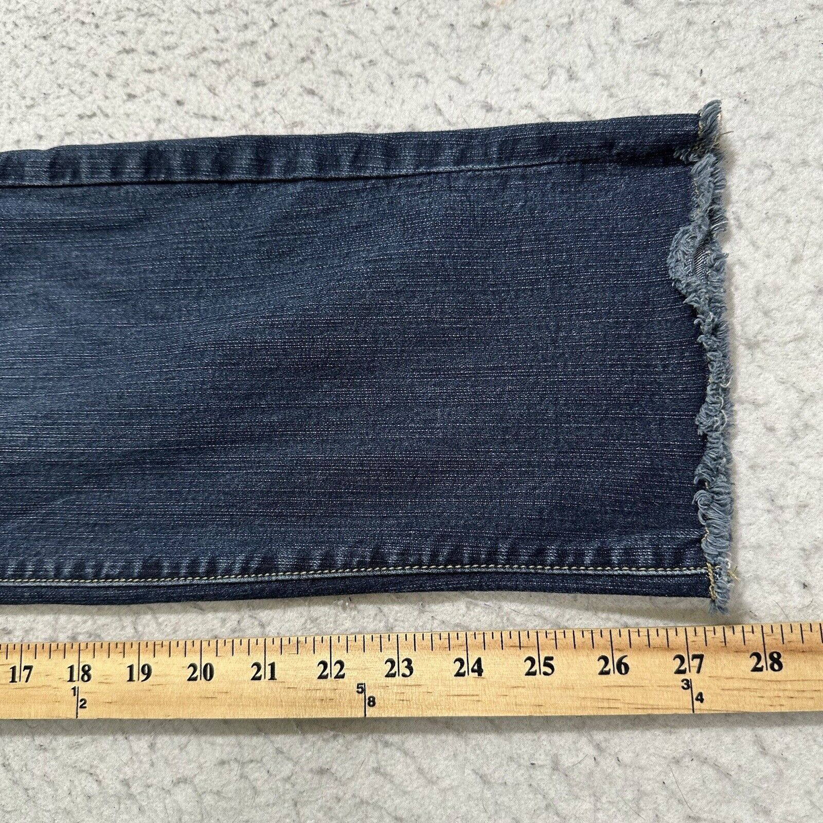 Other Torrid Denim 16 Skinny Leg Jean Navy Blue Distress Mid Rise Size 38" / US 16 / IT 52 - 13 Thumbnail