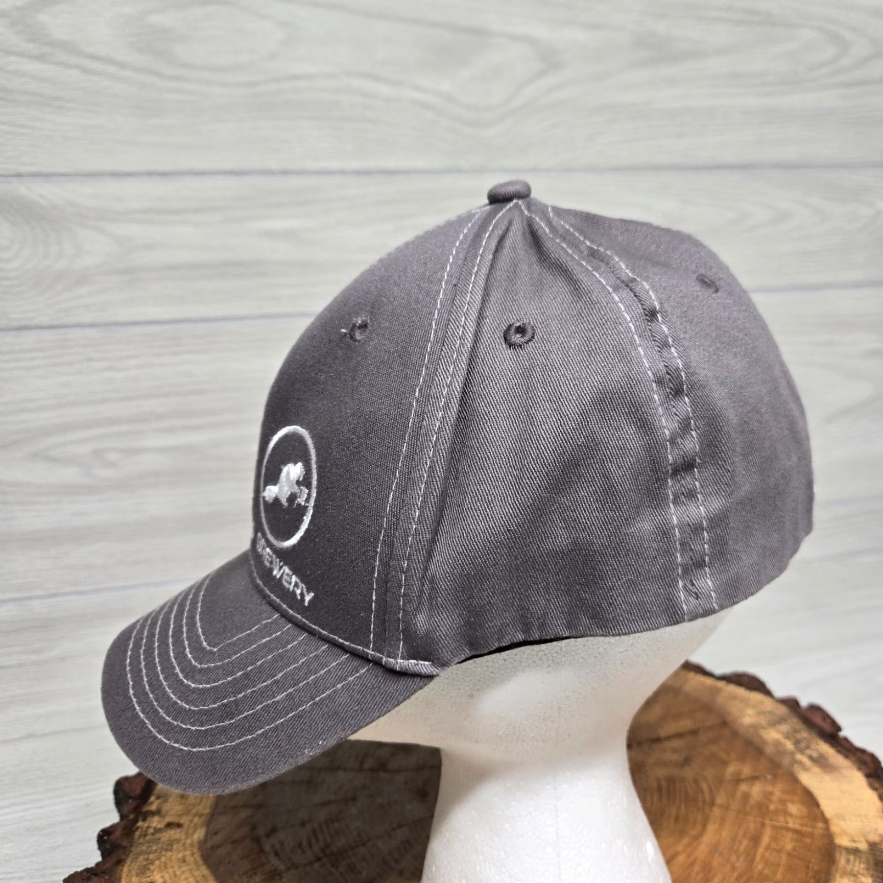 Vintage VINTAGE Brewery Branding Company Hat Unisex XL Gray Twill Adjustable Baseball Cap Beer Theme Mens Size ONE SIZE - 5 Thumbnail
