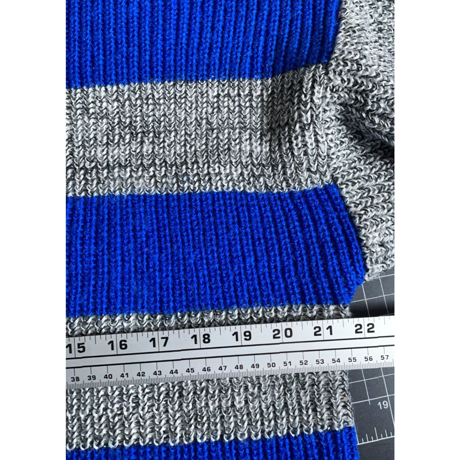 Vintage VINTAGE St. John's Bay Chunky Knit Henley Sweater Mens L Gray Blue Stripe Collared 90s Preppy Size US L / EU 52-54 / 3 - 5 Thumbnail