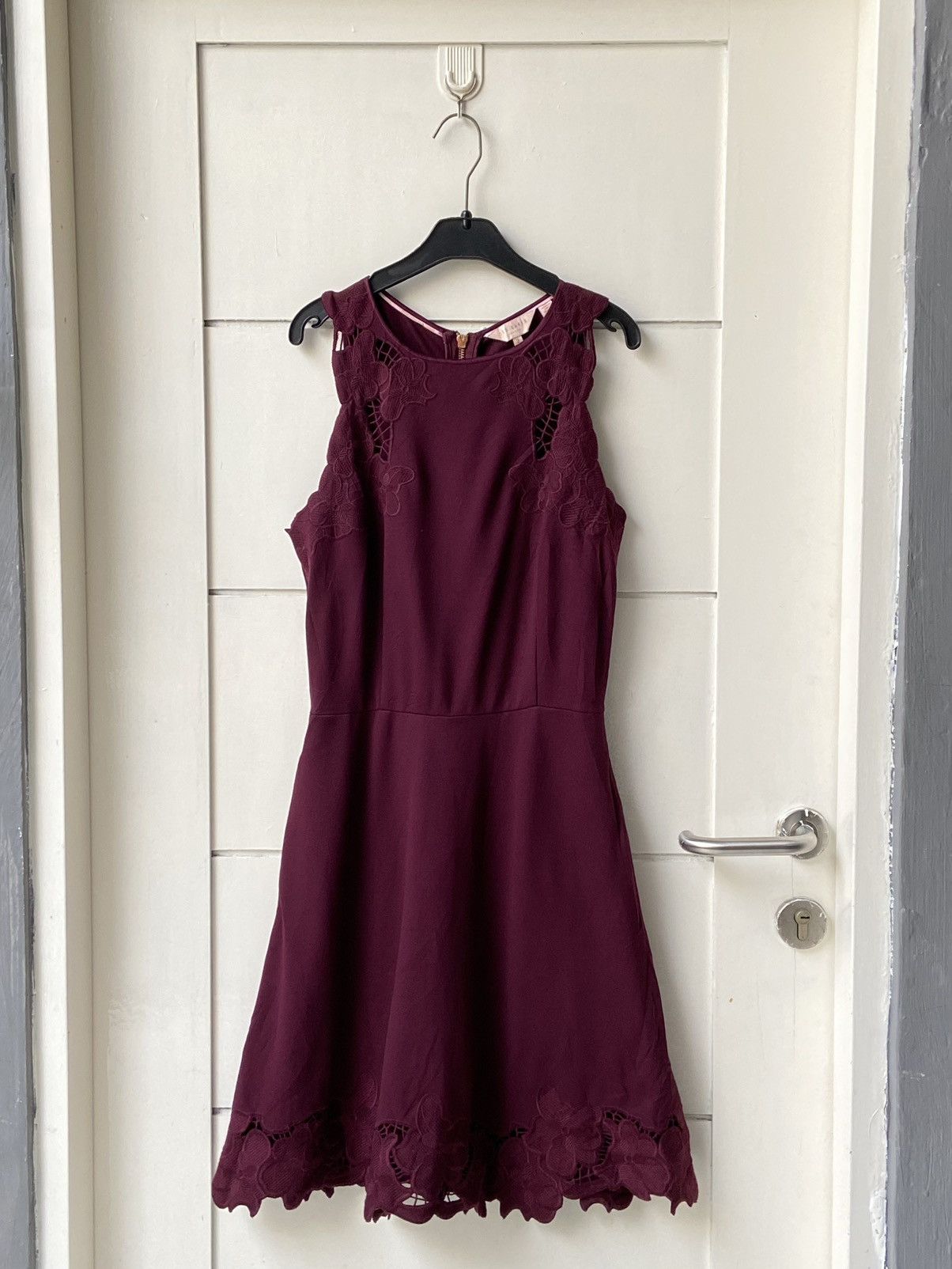 Ted Baker TED BAKER Midi Dress Size XXS / US 00 / IT 34 - 19 Thumbnail